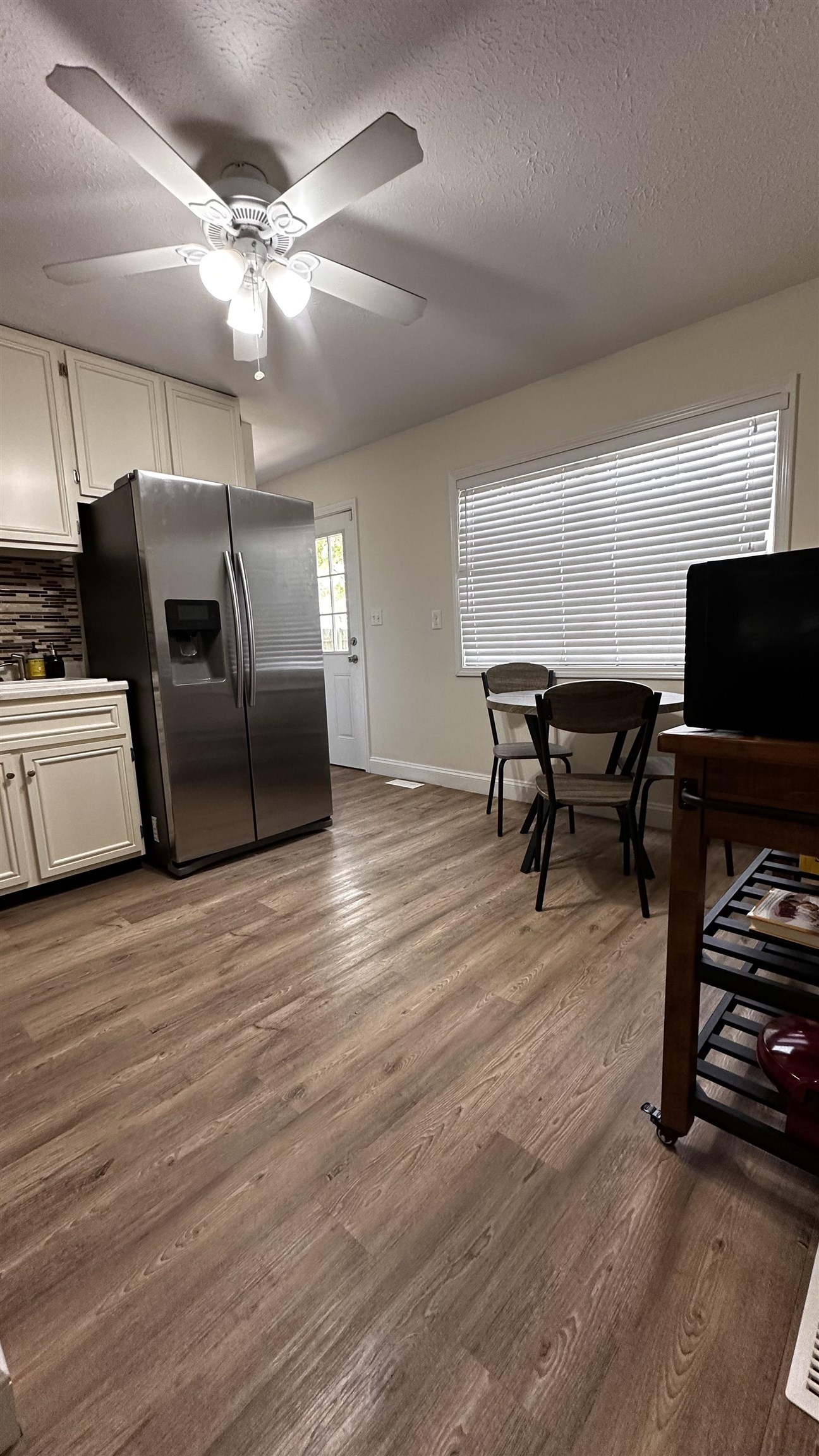 2213 Boarman Drive, Owensboro, Kentucky 42301, 3 Bedrooms Bedrooms, ,1 BathroomBathrooms,Single Family Residence,For Sale,Boarman Drive,92005