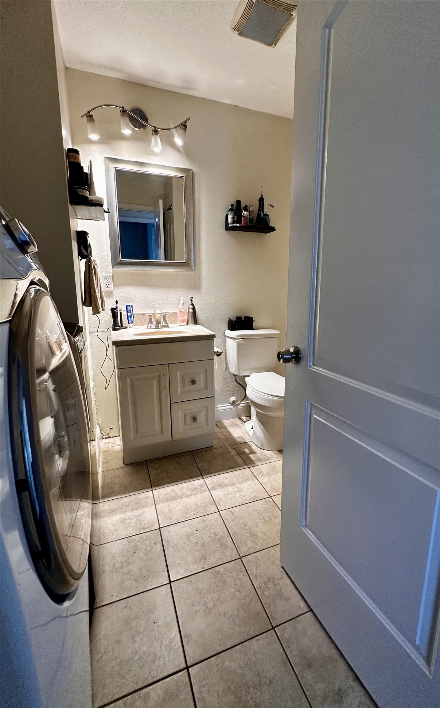 2213 Boarman Drive, Owensboro, Kentucky 42301, 3 Bedrooms Bedrooms, ,1 BathroomBathrooms,Single Family Residence,For Sale,Boarman Drive,92005