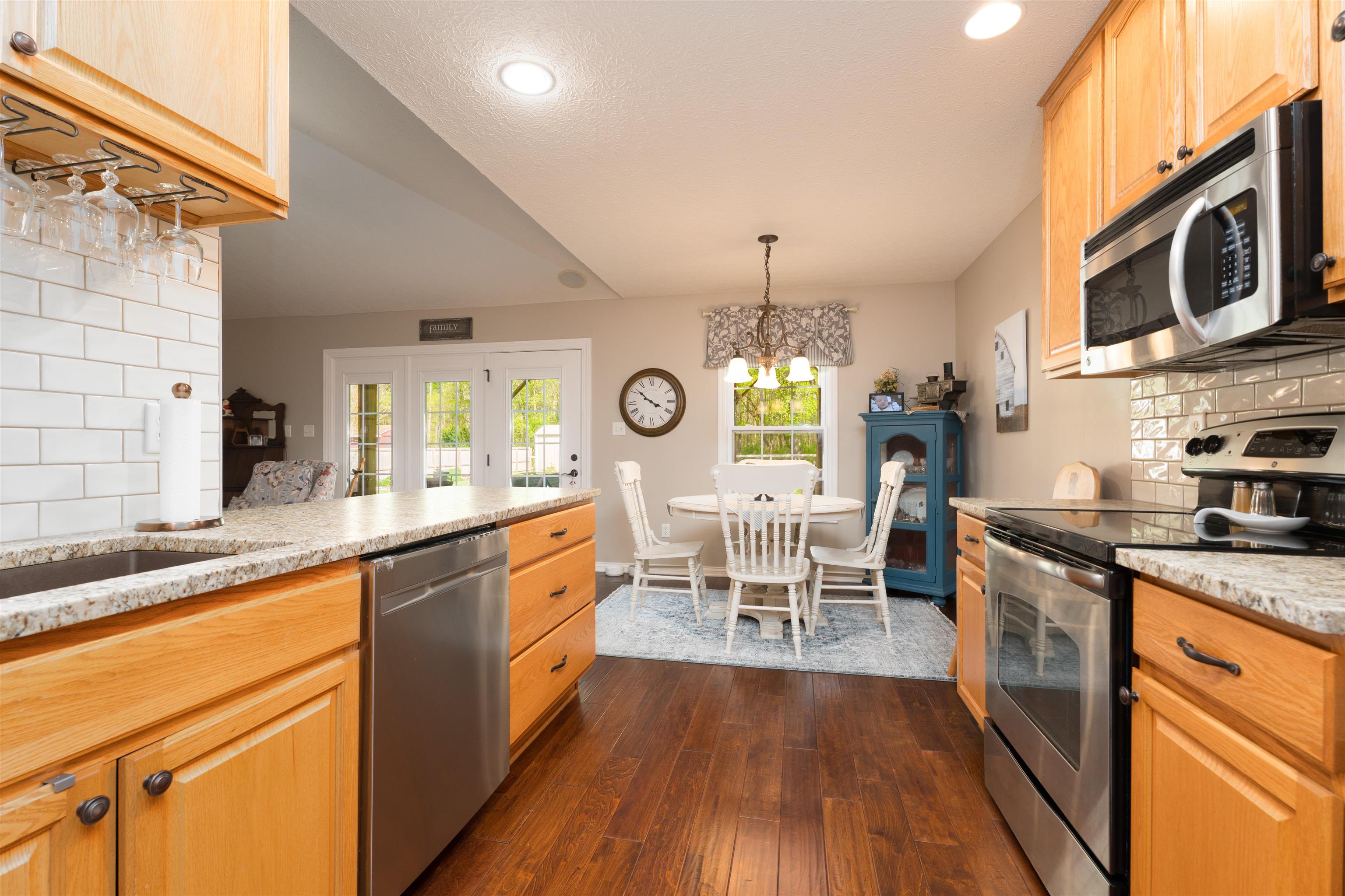 4800 Carlsbad Lane, Owensboro, Kentucky 42303, 3 Bedrooms Bedrooms, ,2 BathroomsBathrooms,Single Family Residence,For Sale,Carlsbad Lane,92010