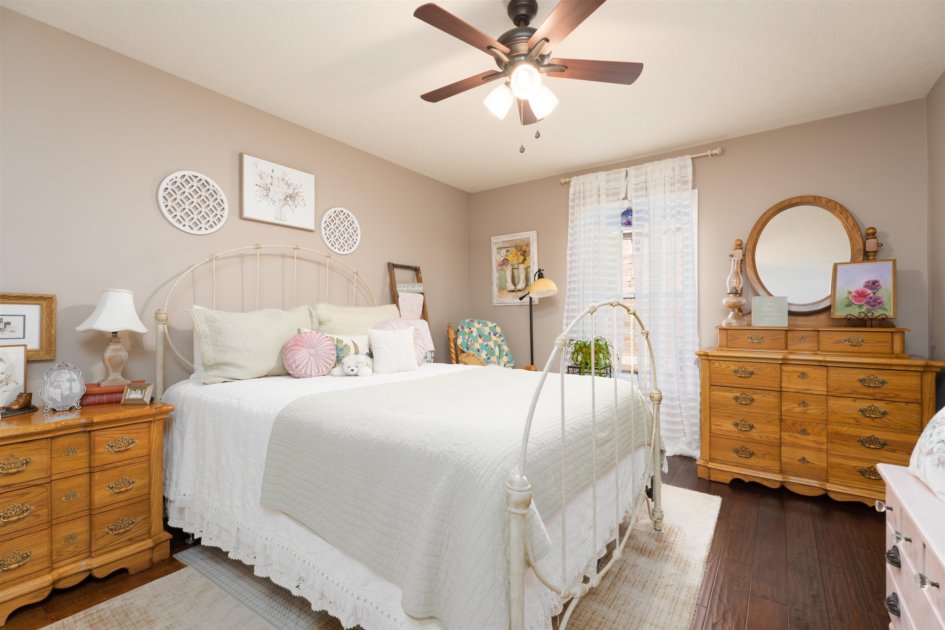 4800 Carlsbad Lane, Owensboro, Kentucky 42303, 3 Bedrooms Bedrooms, ,2 BathroomsBathrooms,Single Family Residence,For Sale,Carlsbad Lane,92010