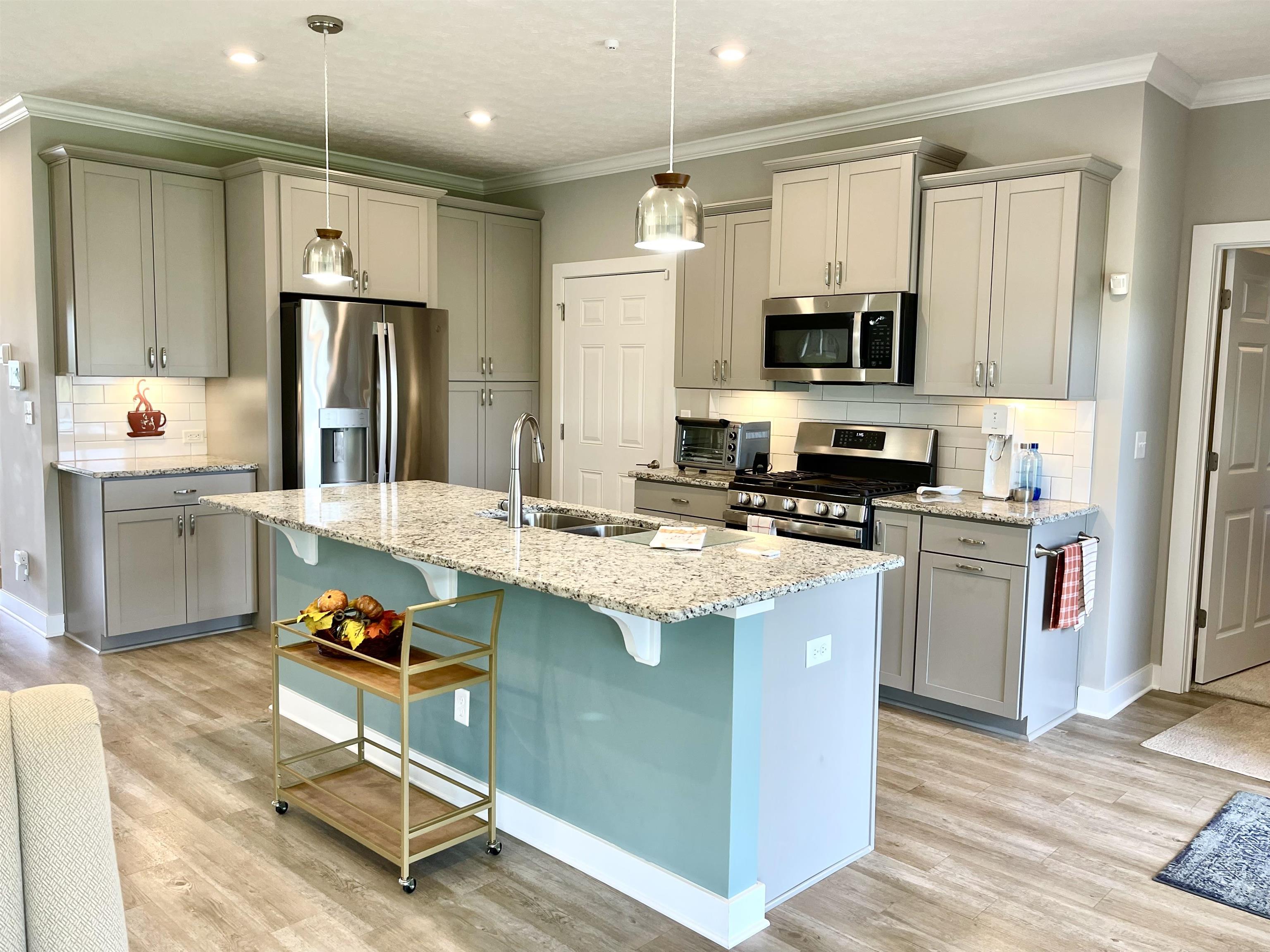 2442 Watson Circle, Owensboro, Kentucky 42301, 2 Bedrooms Bedrooms, ,2 BathroomsBathrooms,Single Family Residence,For Sale,Watson Circle,92011
