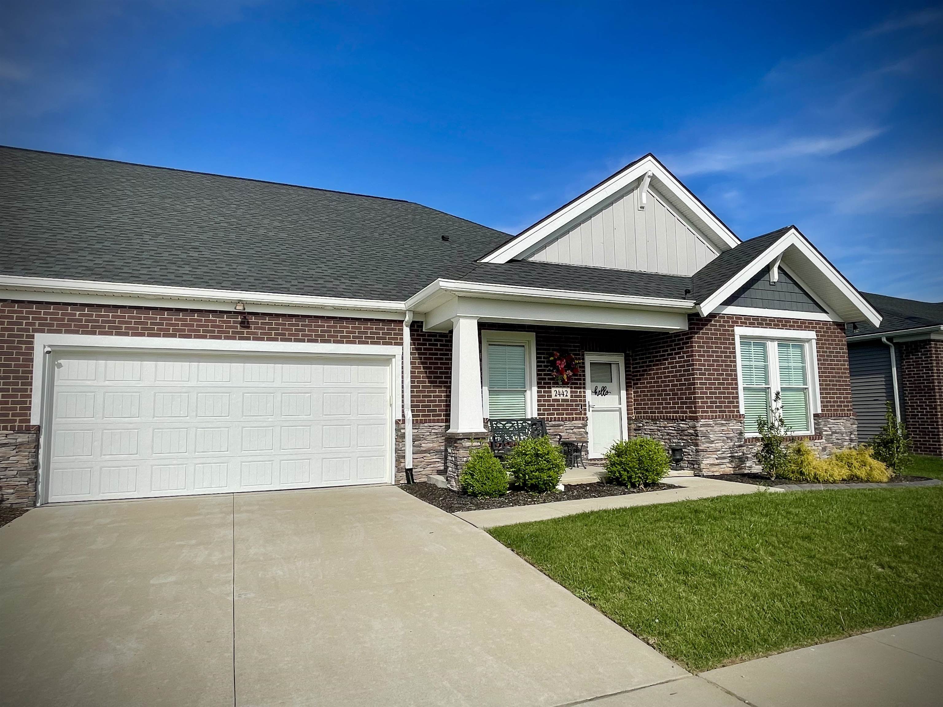 2442 Watson Circle, Owensboro, Kentucky 42301, 2 Bedrooms Bedrooms, ,2 BathroomsBathrooms,Single Family Residence,For Sale,Watson Circle,92011