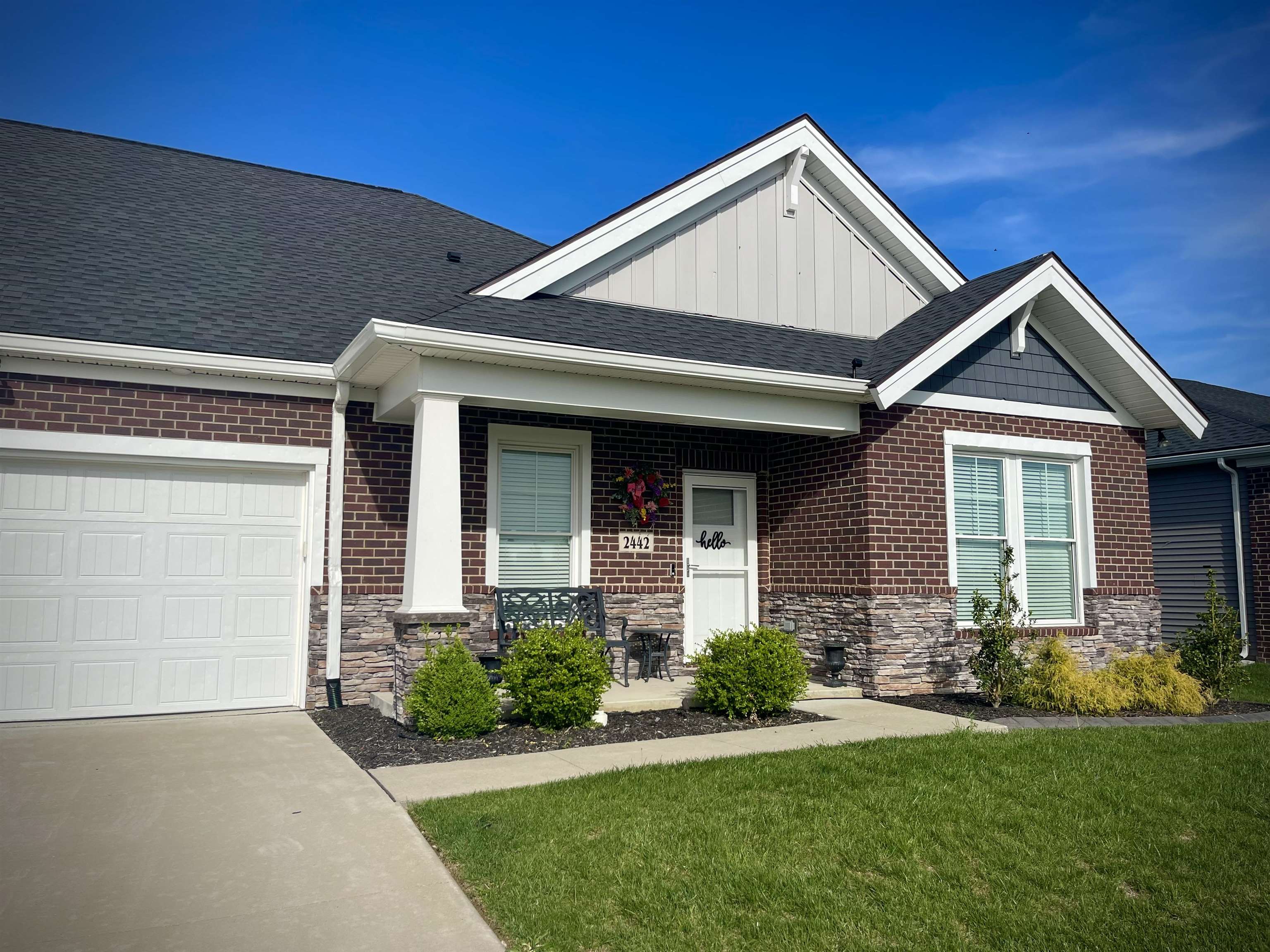 2442 Watson Circle, Owensboro, Kentucky 42301, 2 Bedrooms Bedrooms, ,2 BathroomsBathrooms,Single Family Residence,For Sale,Watson Circle,92011