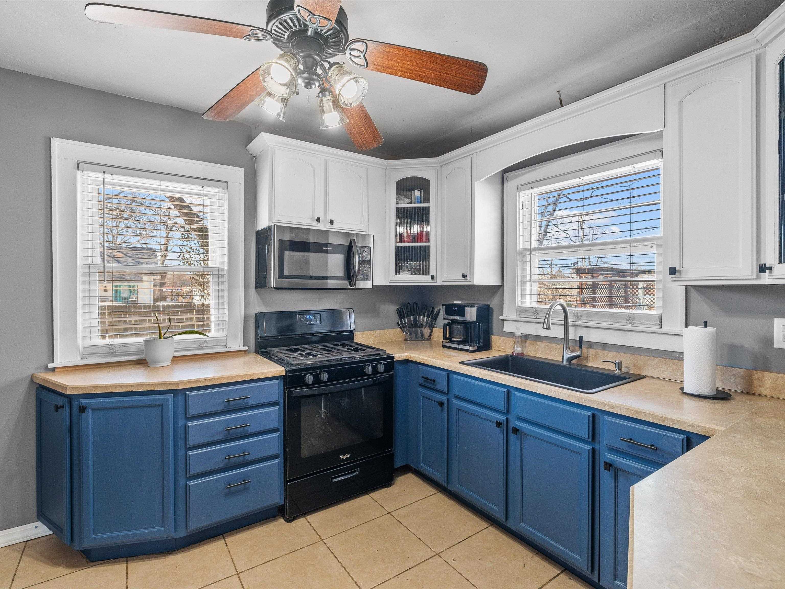 1310 Cedar Street, Owensboro, Kentucky 42301, 3 Bedrooms Bedrooms, ,1 BathroomBathrooms,Single Family Residence,For Sale,Cedar Street,92013
