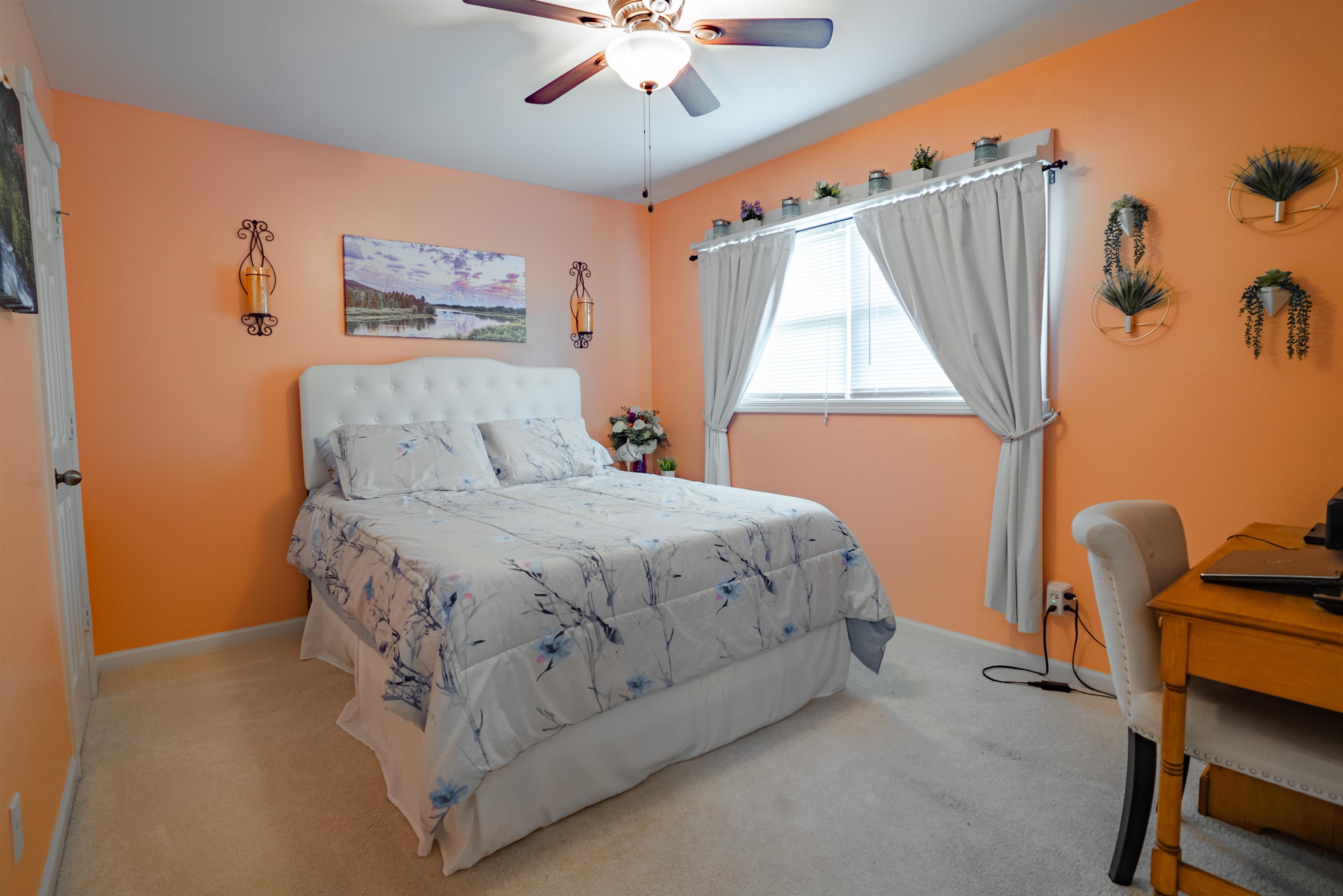 6644 Yorktown Court, NEWBURGH, Indiana 47630, 4 Bedrooms Bedrooms, ,2 BathroomsBathrooms,Single Family Residence,For Sale,Yorktown Court,92020