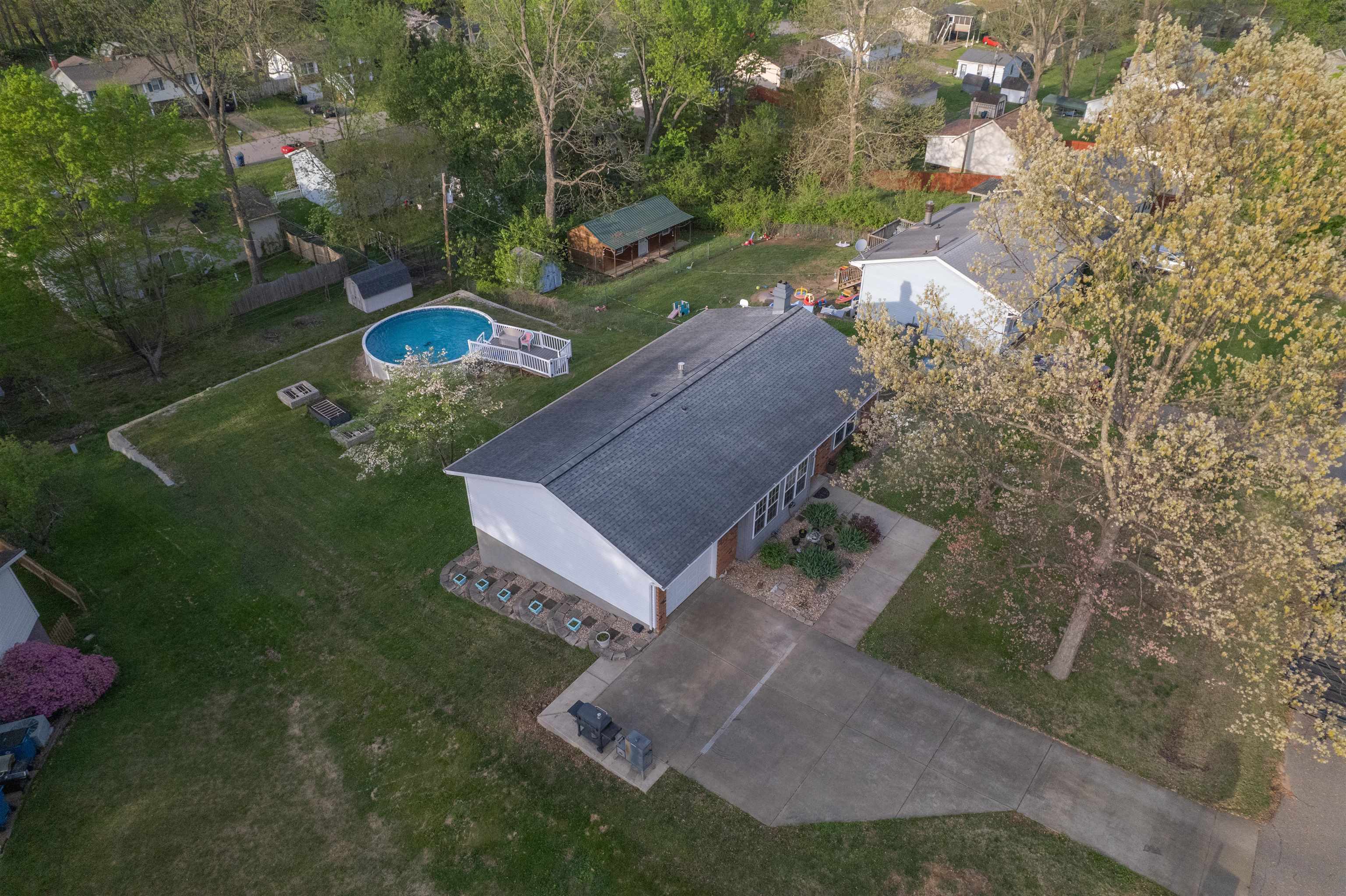 6644 Yorktown Court, NEWBURGH, Indiana 47630, 4 Bedrooms Bedrooms, ,2 BathroomsBathrooms,Single Family Residence,For Sale,Yorktown Court,92020