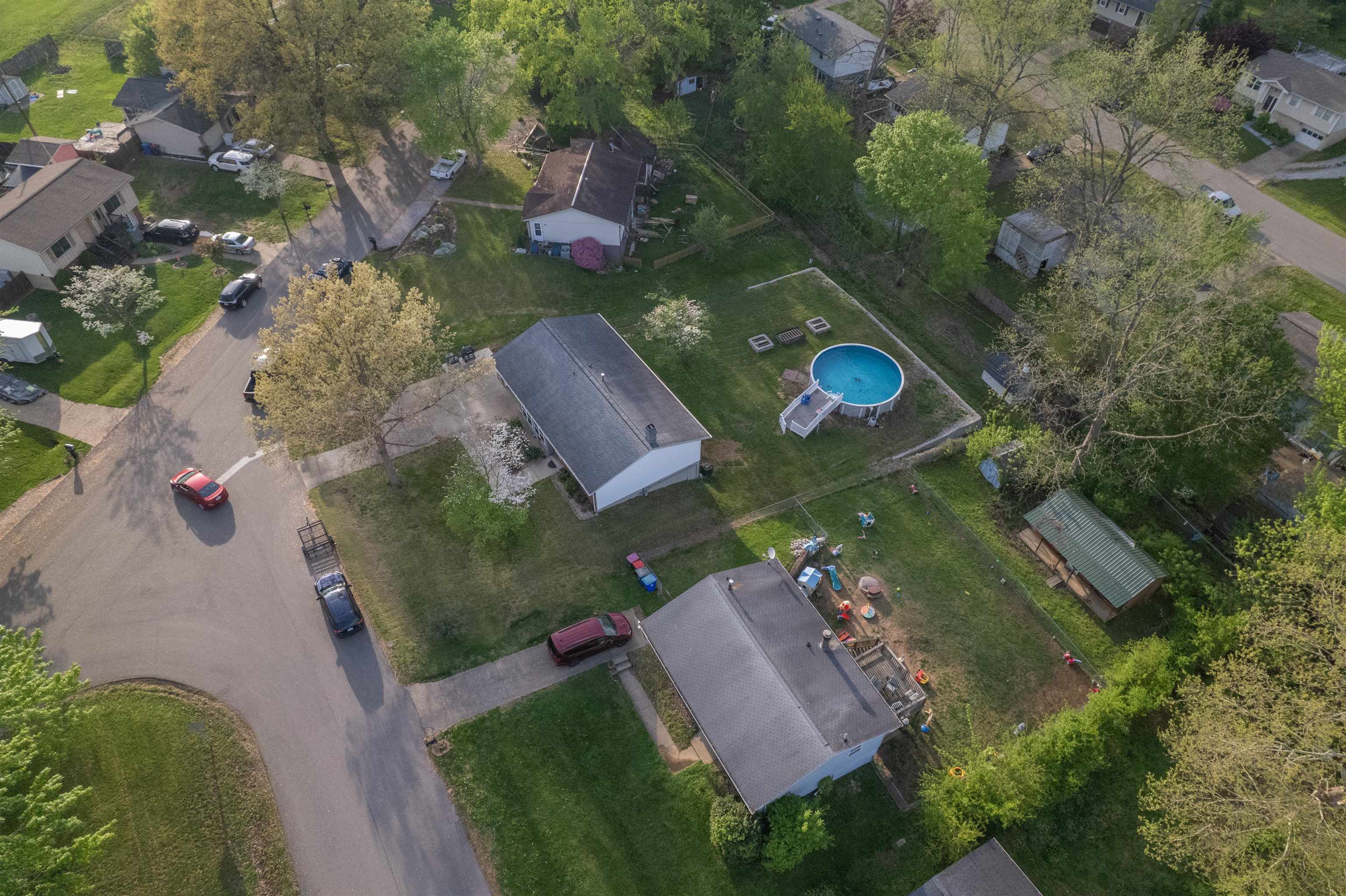 6644 Yorktown Court, NEWBURGH, Indiana 47630, 4 Bedrooms Bedrooms, ,2 BathroomsBathrooms,Single Family Residence,For Sale,Yorktown Court,92020
