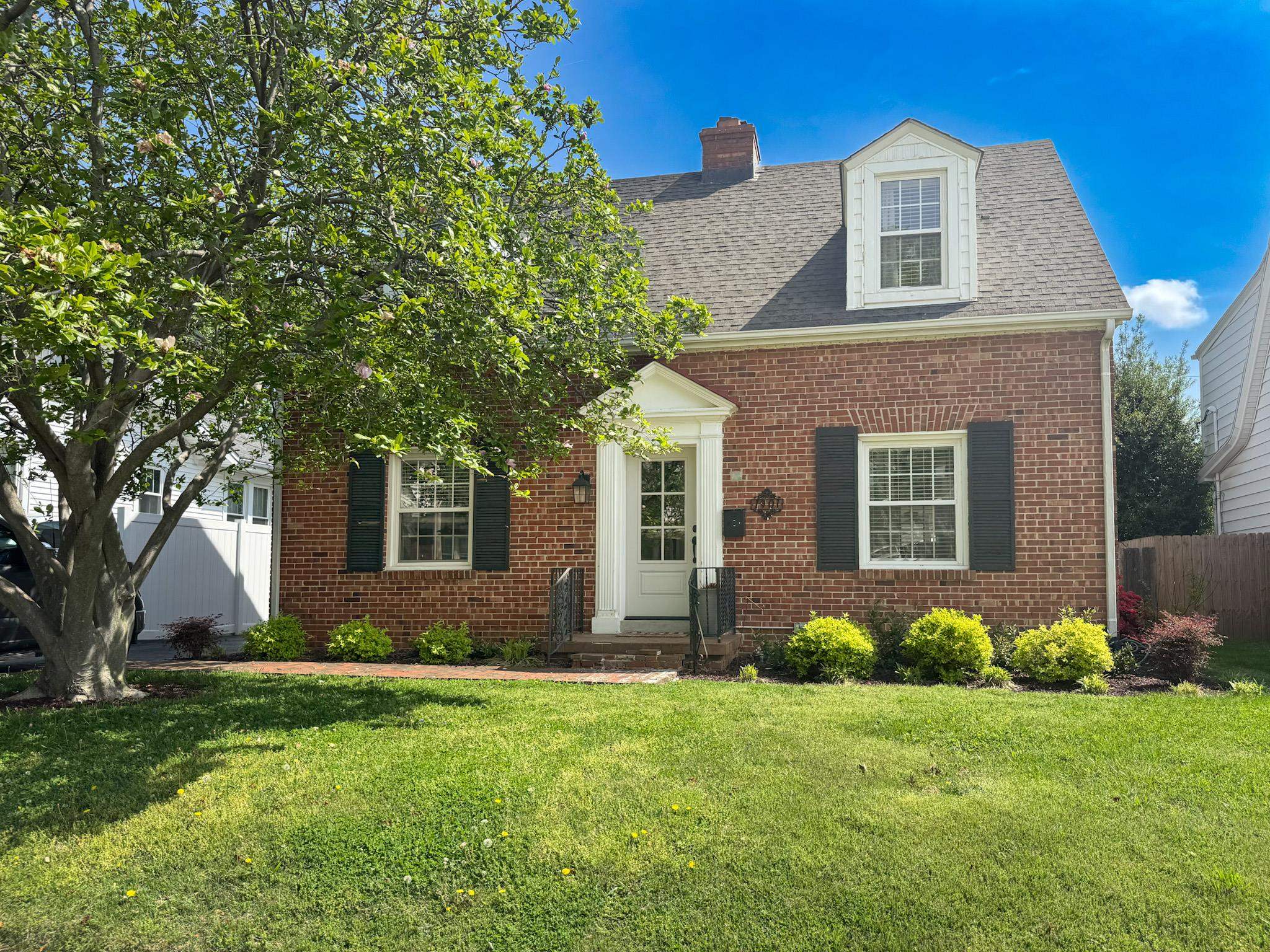 1901 Freeman Ave, Owensboro, Kentucky 42301, 4 Bedrooms Bedrooms, ,2 BathroomsBathrooms,Single Family Residence,For Sale,Freeman Ave,92021