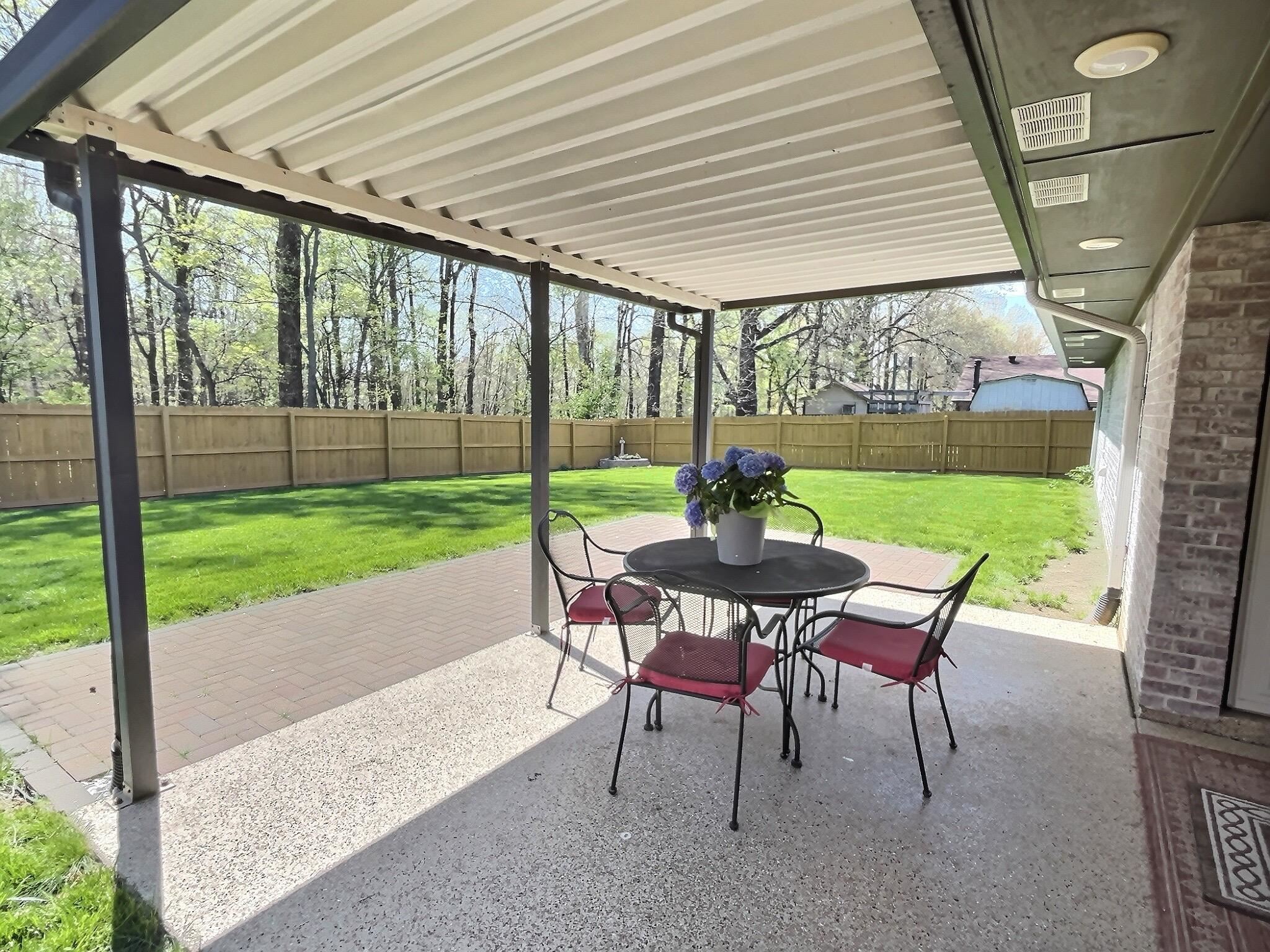 3924 Bordeaux Loop South, Owensboro, Kentucky 42303, 3 Bedrooms Bedrooms, ,2 BathroomsBathrooms,Single Family Residence,For Sale,Bordeaux Loop South,92025