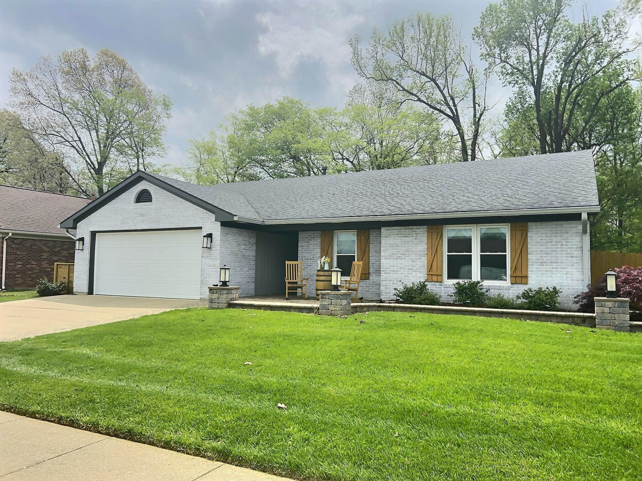 3924 Bordeaux Loop South, Owensboro, Kentucky 42303, 3 Bedrooms Bedrooms, ,2 BathroomsBathrooms,Single Family Residence,For Sale,Bordeaux Loop South,92025