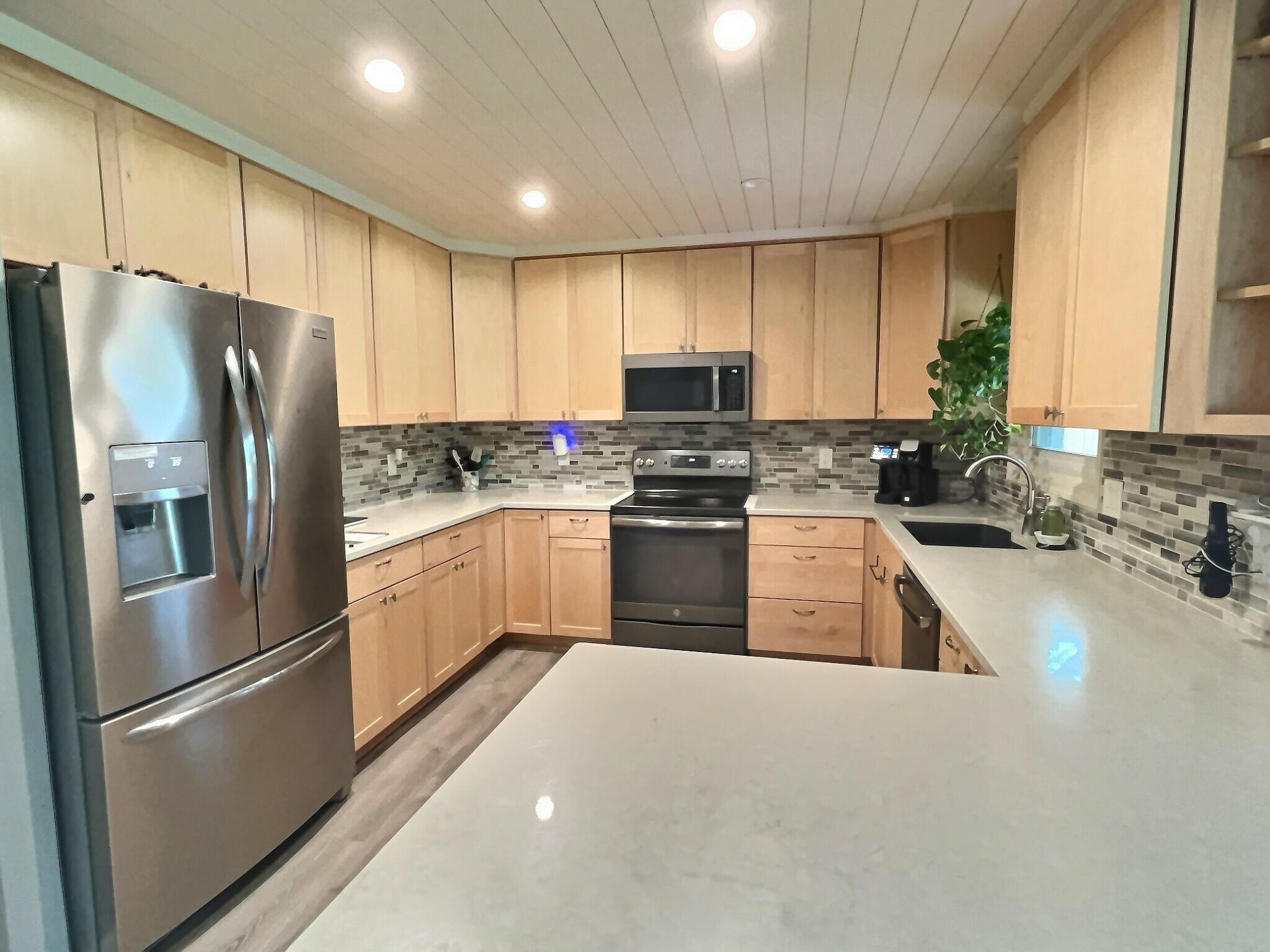 3924 Bordeaux Loop South, Owensboro, Kentucky 42303, 3 Bedrooms Bedrooms, ,2 BathroomsBathrooms,Single Family Residence,For Sale,Bordeaux Loop South,92025