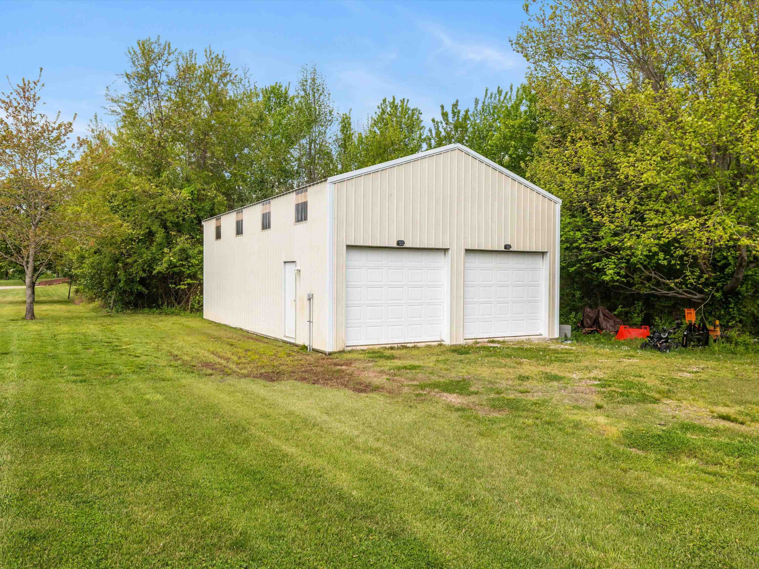 11315 HWY 764, Whitesville, Kentucky 42378, 3 Bedrooms Bedrooms, ,3 BathroomsBathrooms,Single Family Residence,For Sale,HWY 764,92027