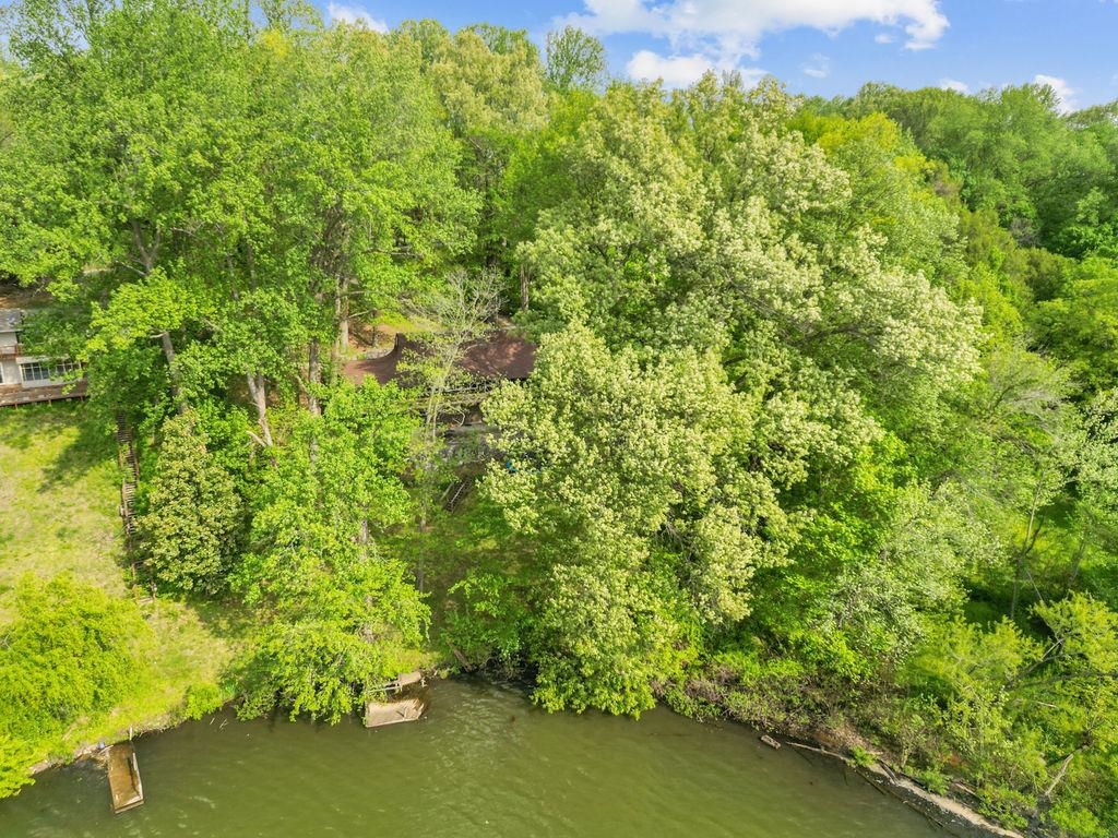 868 Pleasure Point West, Maceo, Kentucky 42355, 5 Bedrooms Bedrooms, ,3 BathroomsBathrooms,Single Family Residence,For Sale,Pleasure Point West,92028