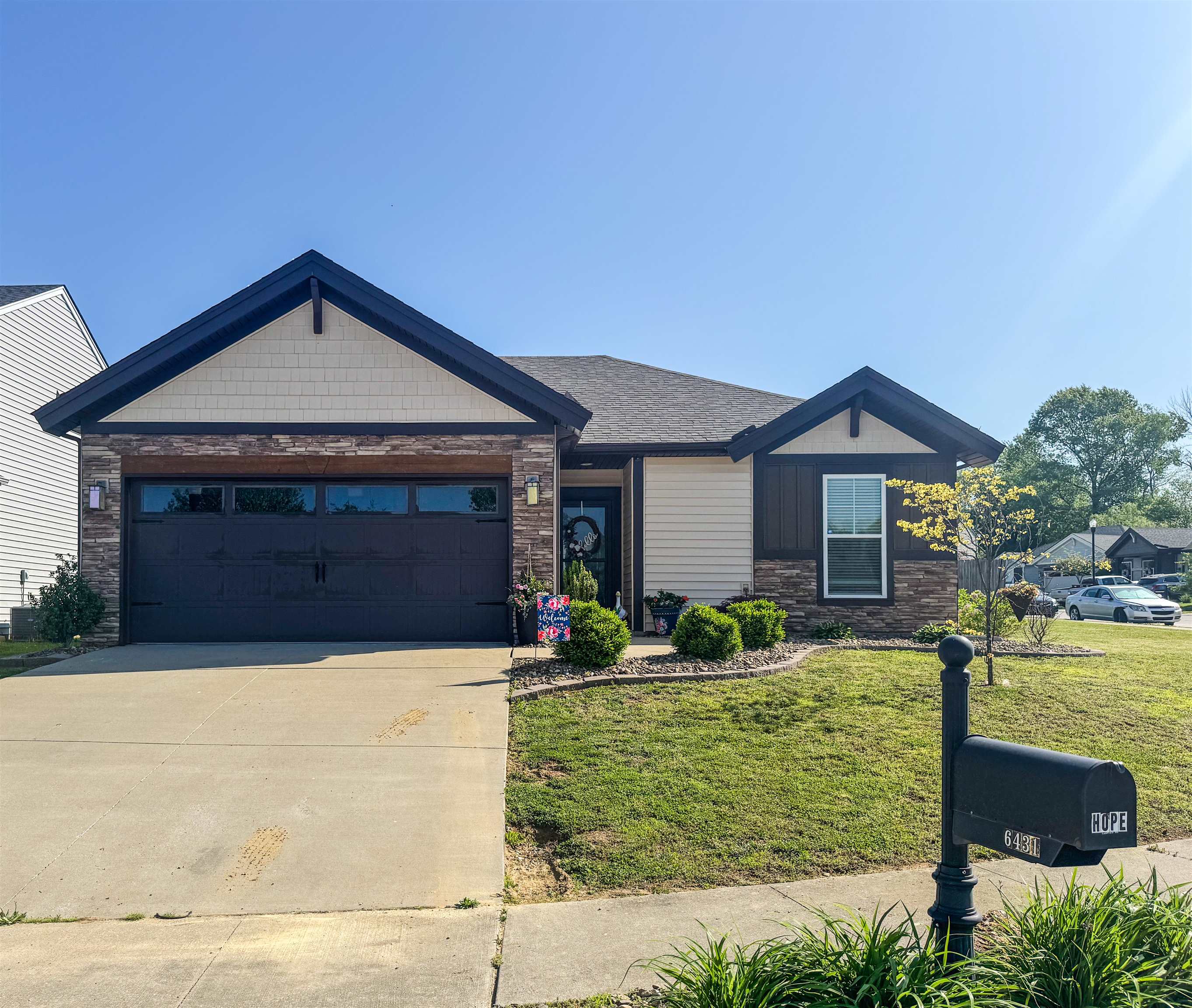 6431 Autumn Valley Trce, Utica, Kentucky 42376, 3 Bedrooms Bedrooms, ,2 BathroomsBathrooms,Single Family Residence,For Sale,Autumn Valley Trce,92031