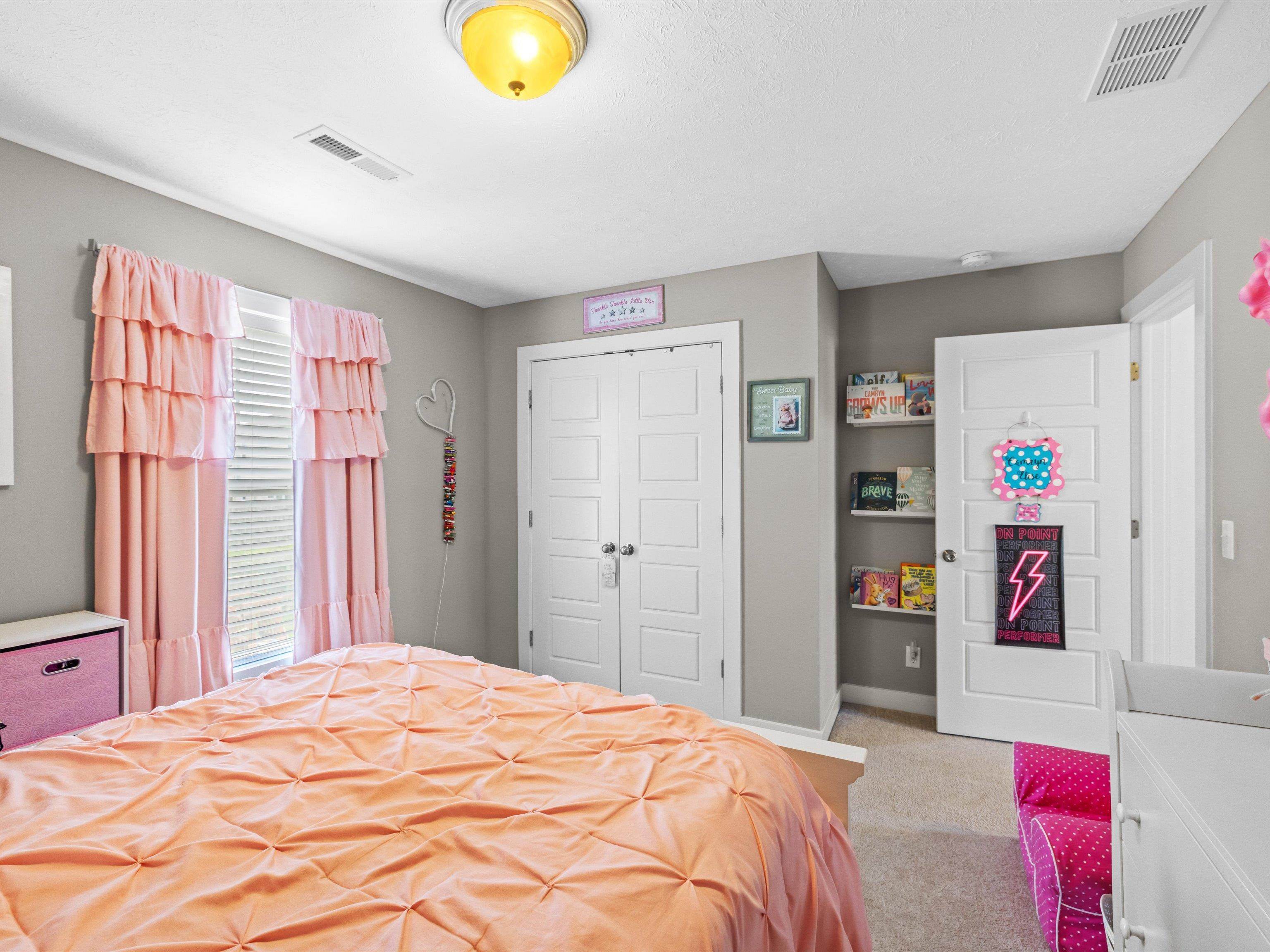 2303 Blossom Ct., Utica, Kentucky 42376, 4 Bedrooms Bedrooms, ,2 BathroomsBathrooms,Single Family Residence,For Sale,Blossom Ct.,92033