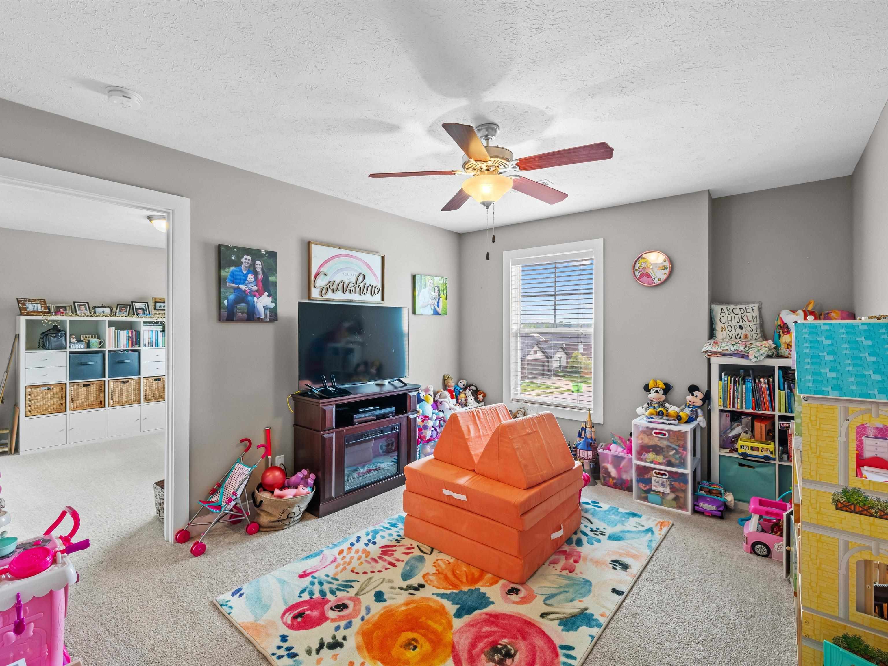 2303 Blossom Ct., Utica, Kentucky 42376, 4 Bedrooms Bedrooms, ,2 BathroomsBathrooms,Single Family Residence,For Sale,Blossom Ct.,92033