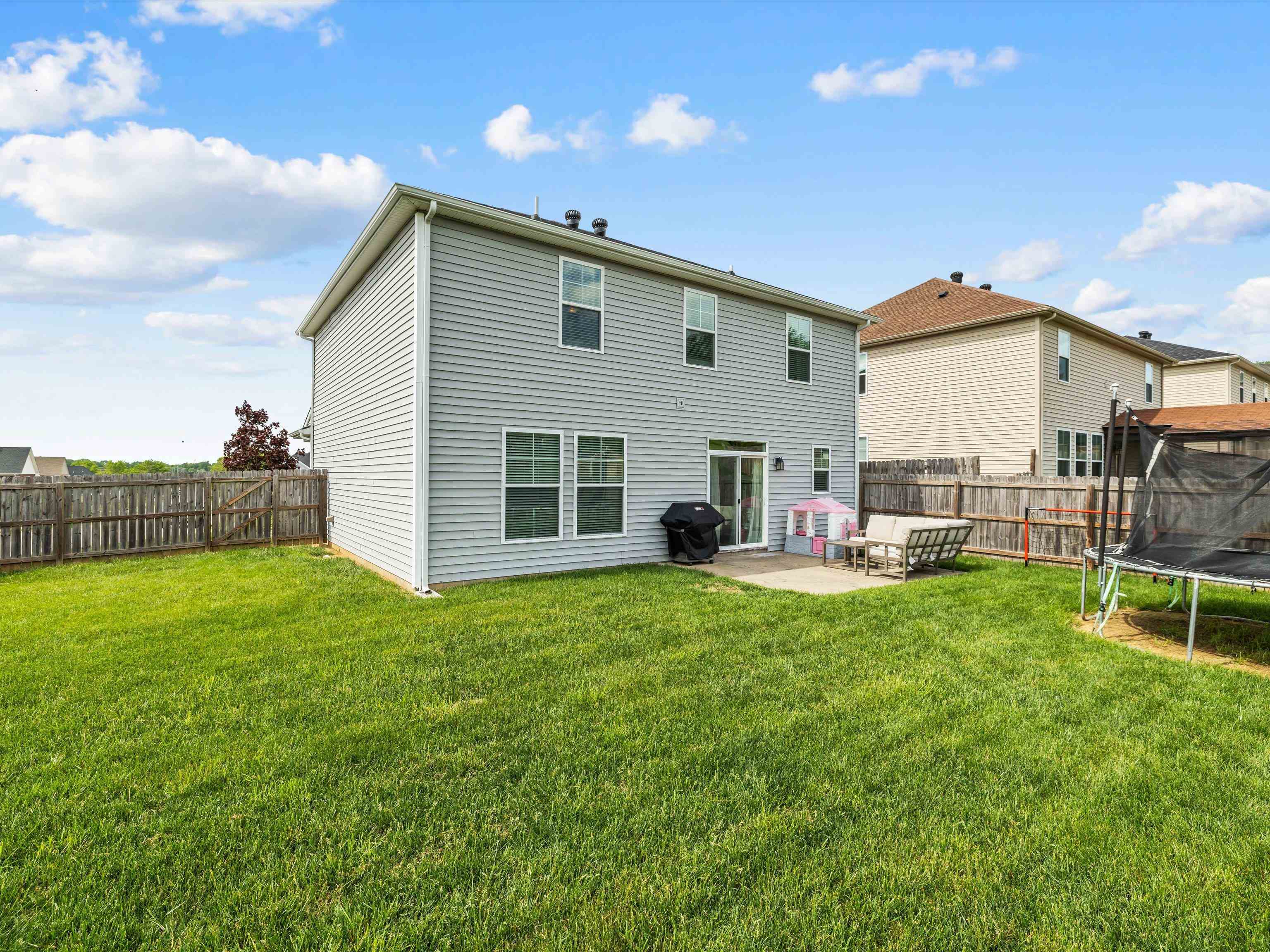 2303 Blossom Ct., Utica, Kentucky 42376, 4 Bedrooms Bedrooms, ,2 BathroomsBathrooms,Single Family Residence,For Sale,Blossom Ct.,92033