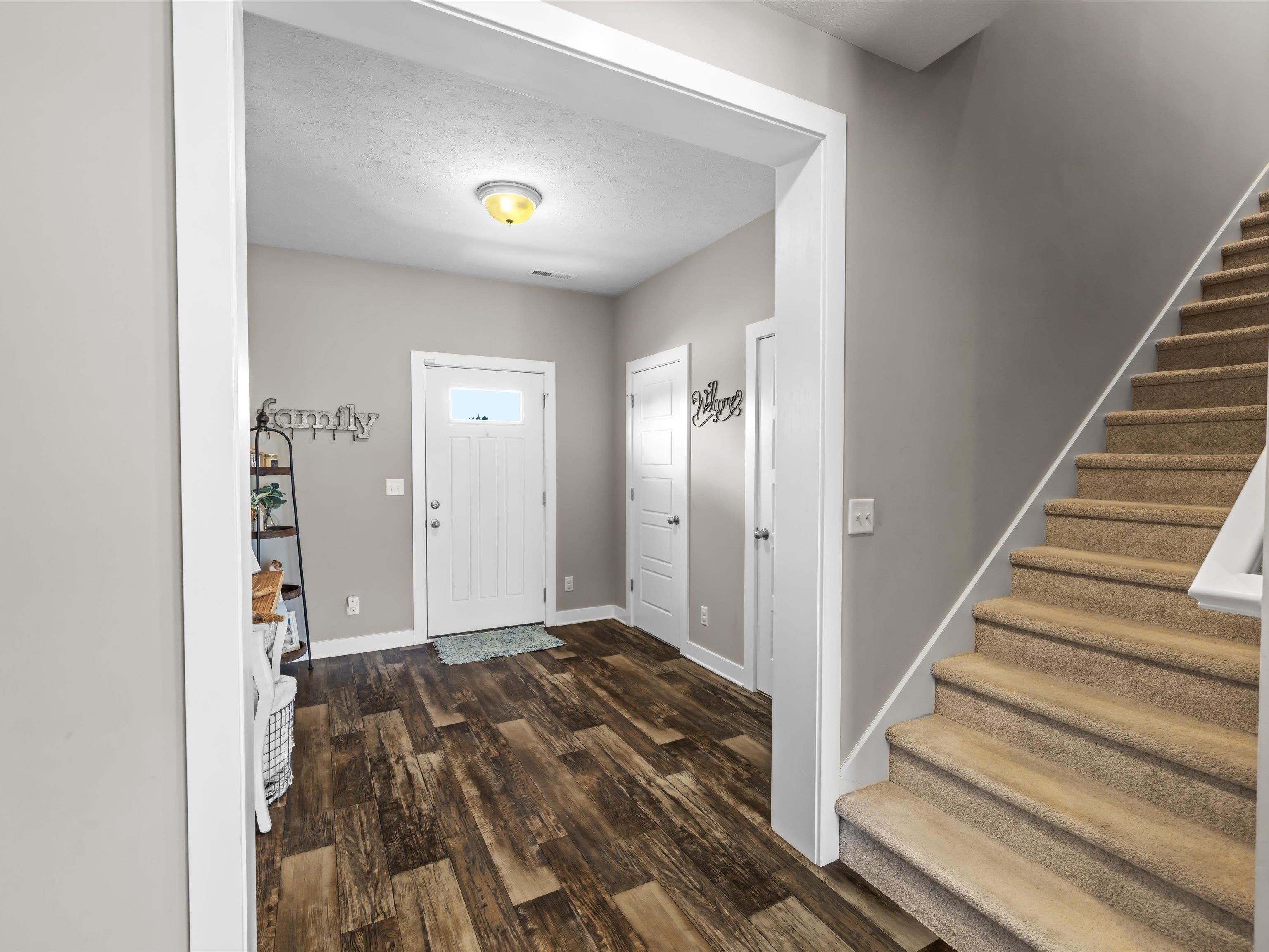 2303 Blossom Ct., Utica, Kentucky 42376, 4 Bedrooms Bedrooms, ,2 BathroomsBathrooms,Single Family Residence,For Sale,Blossom Ct.,92033
