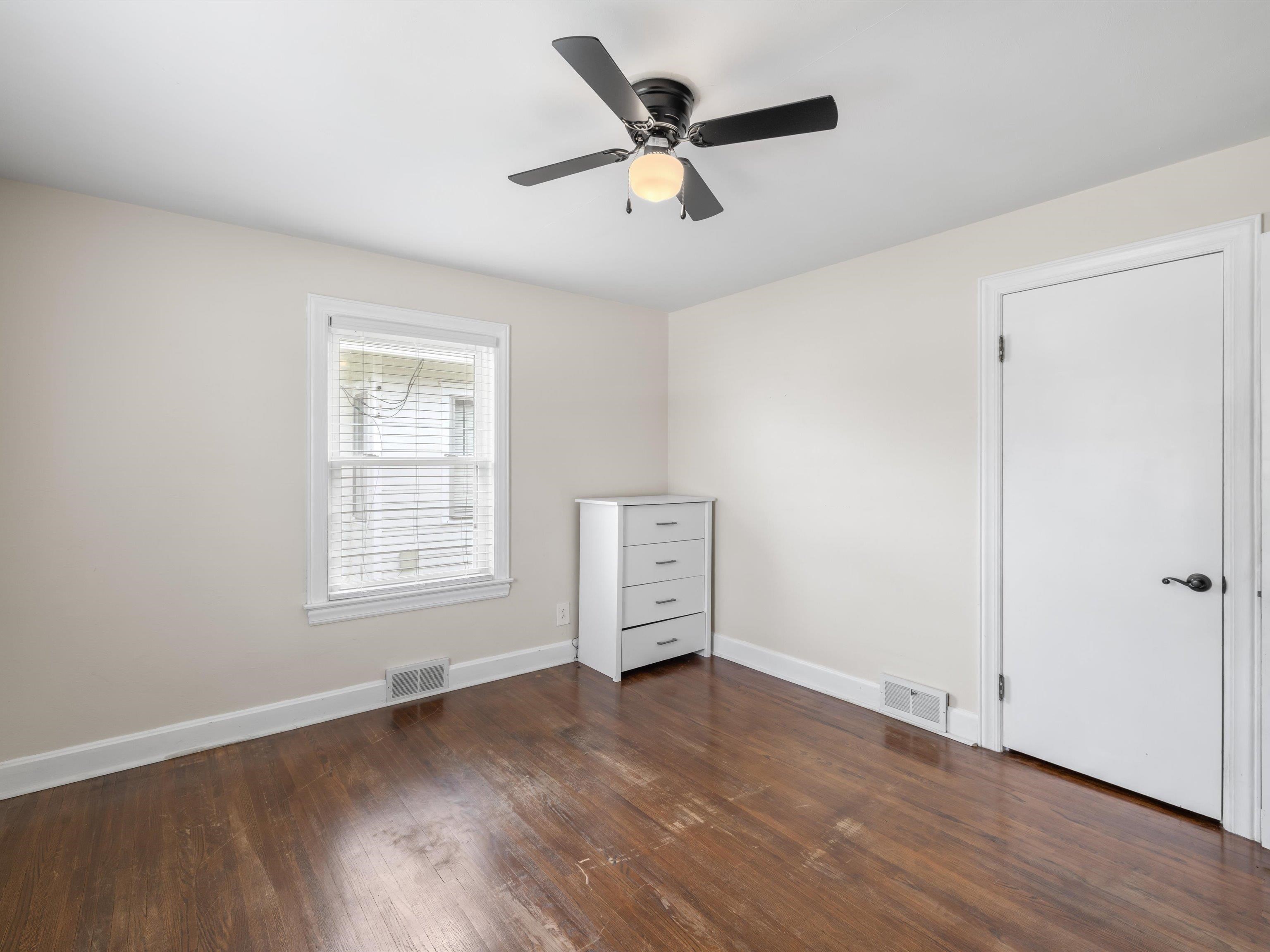 295 Caroline St., Lewisport, Kentucky 42351, 3 Bedrooms Bedrooms, ,2 BathroomsBathrooms,Single Family Residence,For Sale,Caroline St.,92037