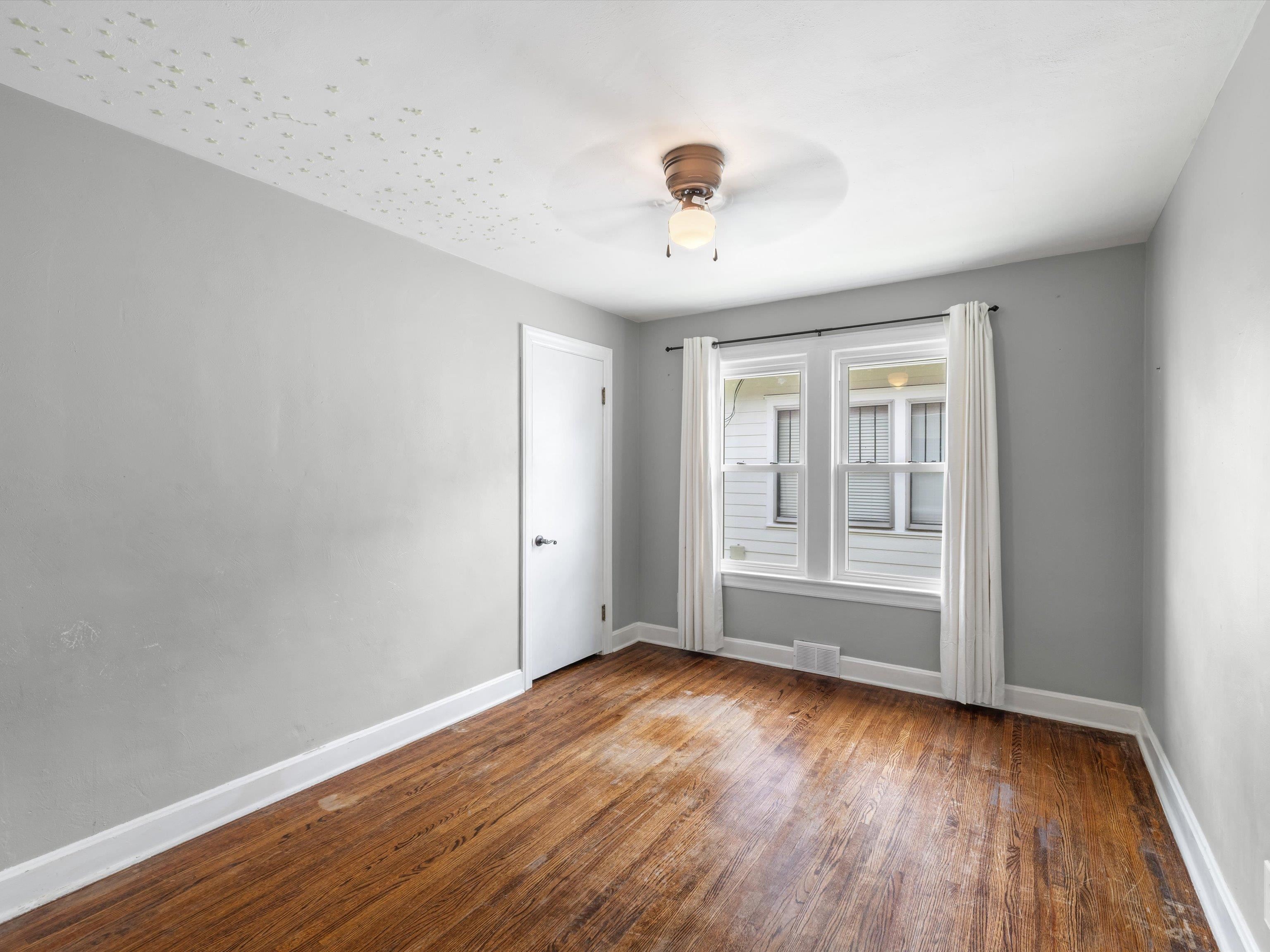 295 Caroline St., Lewisport, Kentucky 42351, 3 Bedrooms Bedrooms, ,2 BathroomsBathrooms,Single Family Residence,For Sale,Caroline St.,92037