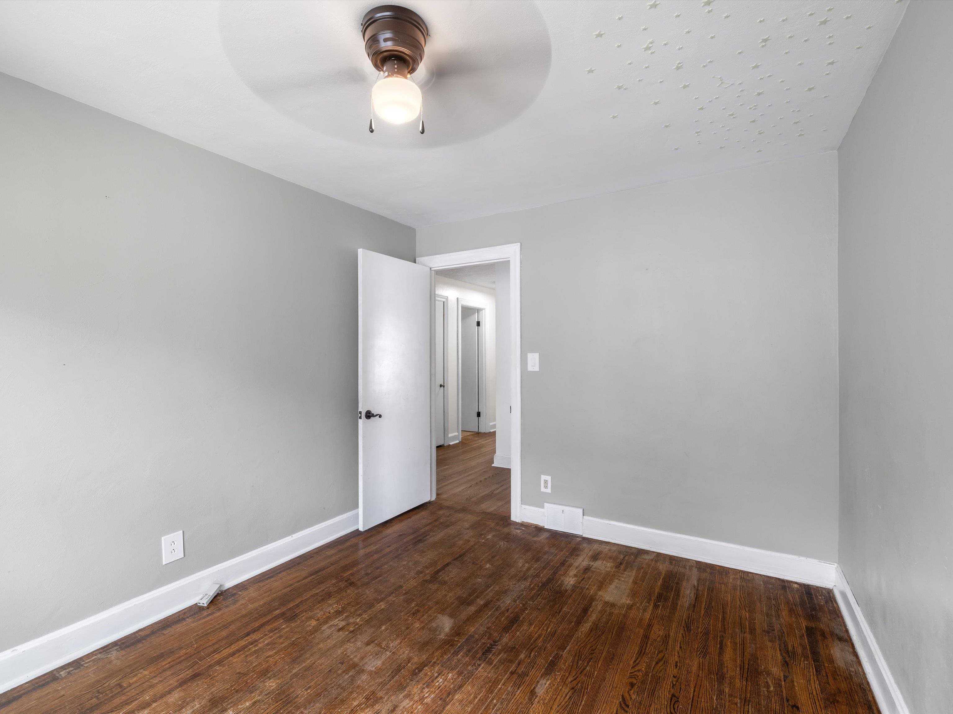 295 Caroline St., Lewisport, Kentucky 42351, 3 Bedrooms Bedrooms, ,2 BathroomsBathrooms,Single Family Residence,For Sale,Caroline St.,92037