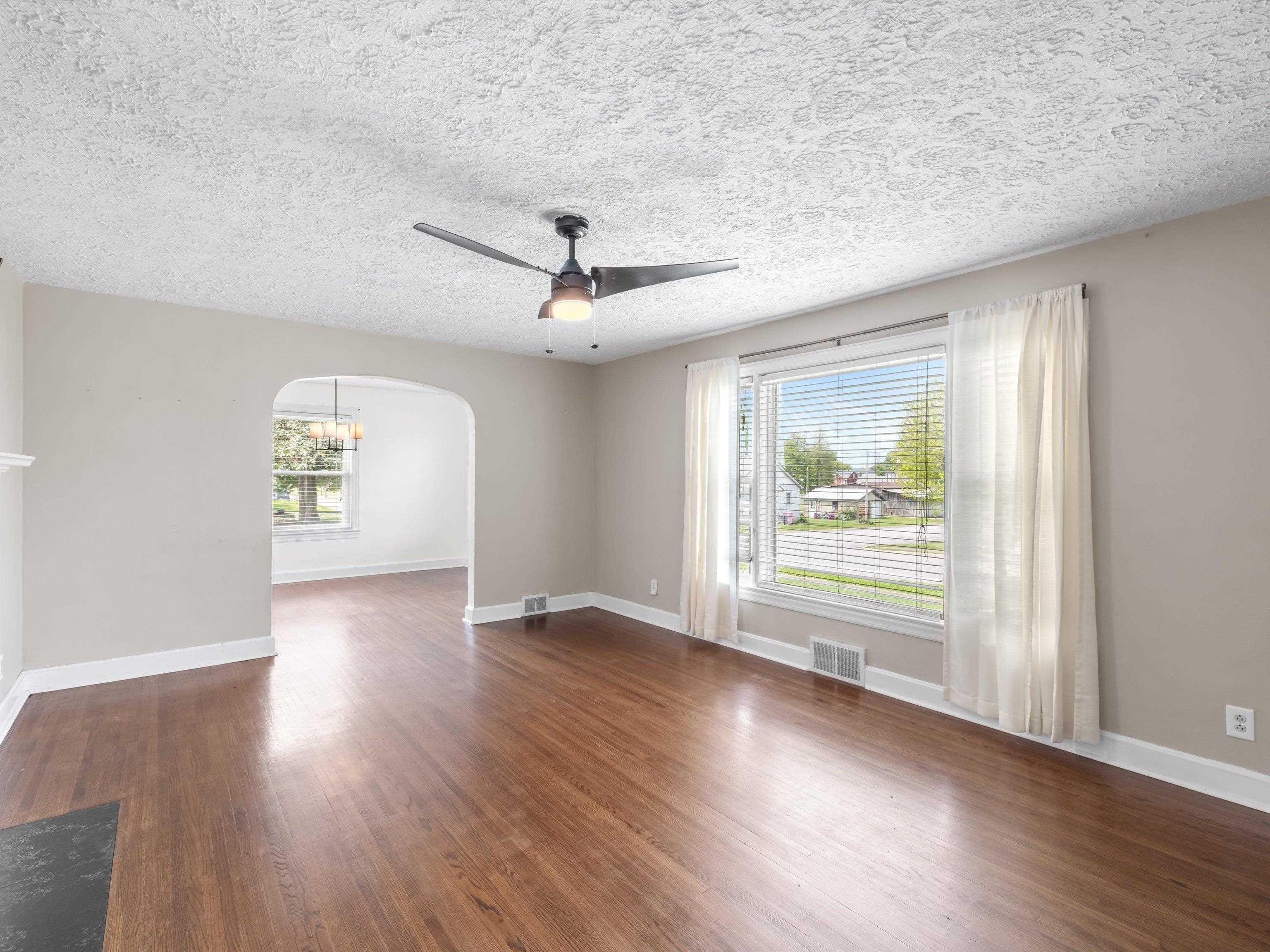 295 Caroline St., Lewisport, Kentucky 42351, 3 Bedrooms Bedrooms, ,2 BathroomsBathrooms,Single Family Residence,For Sale,Caroline St.,92037