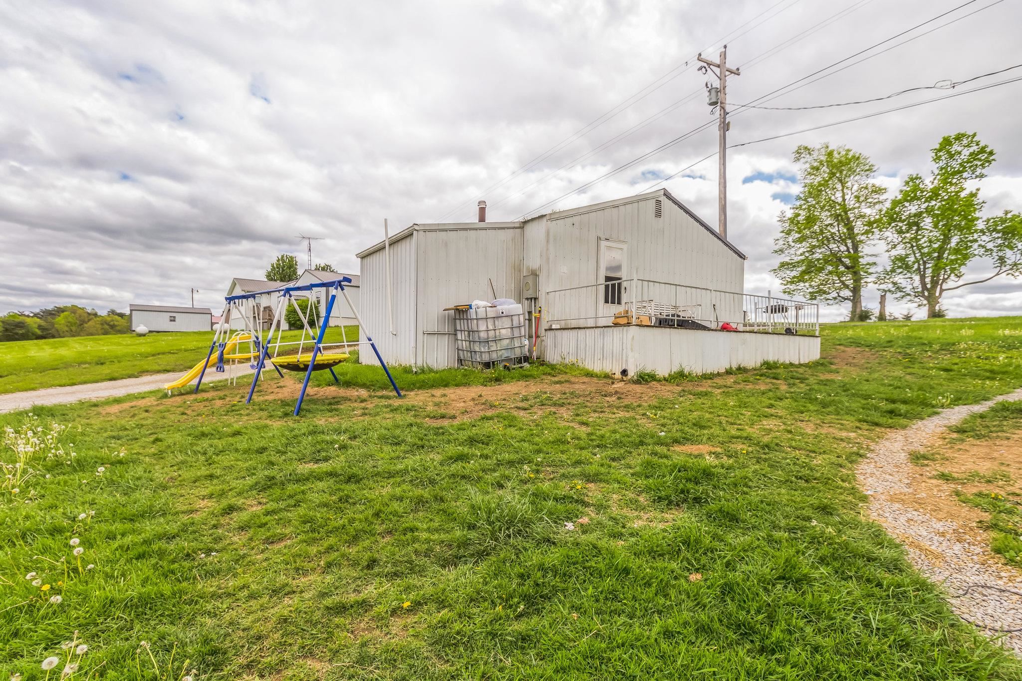 9510 Anneta Rd, Leitchfield, Kentucky 42754, 3 Bedrooms Bedrooms, ,1 BathroomBathrooms,Single Family Residence,For Sale,Anneta Rd,92040