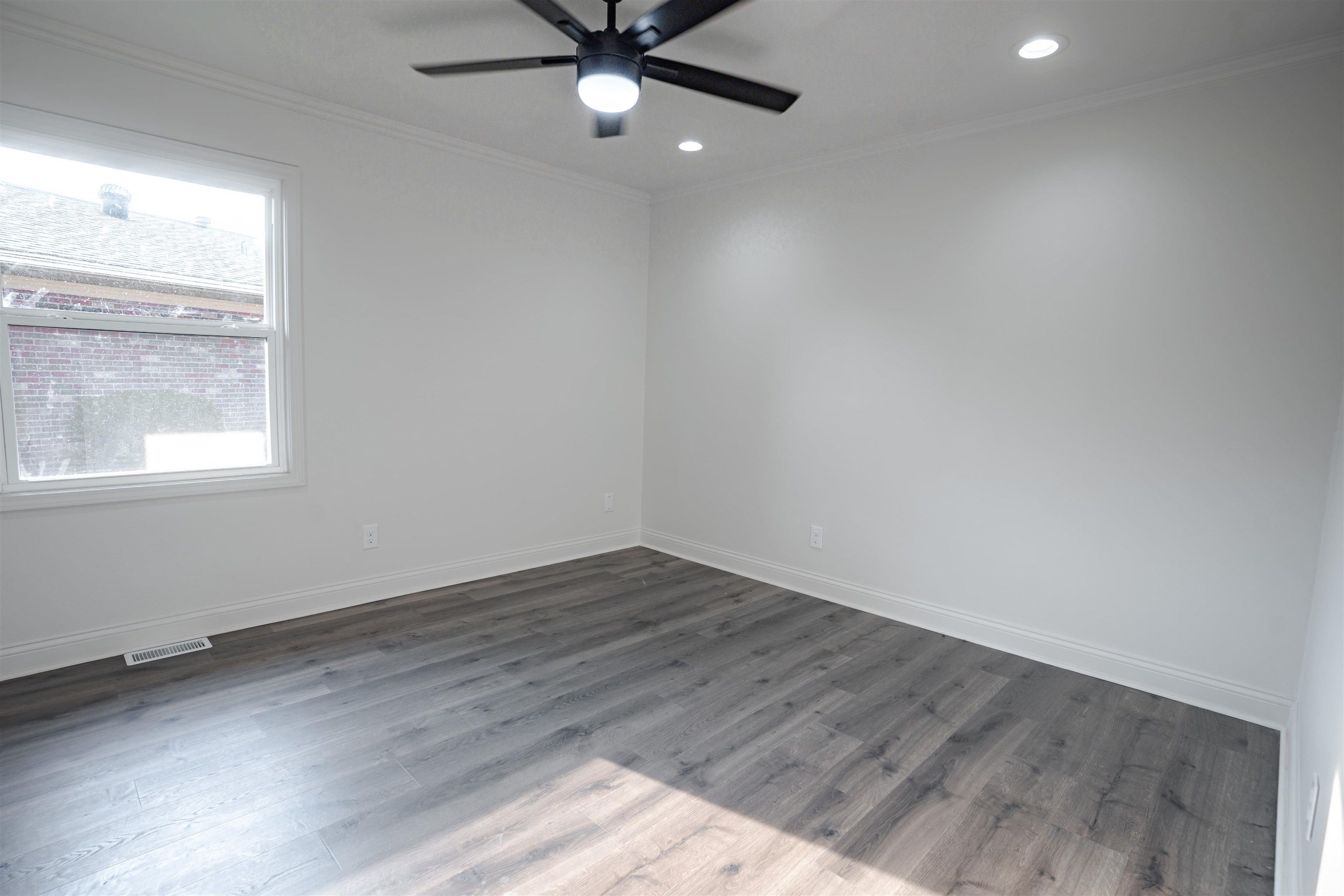 2268 Twenty Grand Avenue, Owensboro, Kentucky 42301, 3 Bedrooms Bedrooms, ,2 BathroomsBathrooms,Single Family Residence,For Sale,Twenty Grand Avenue,92042