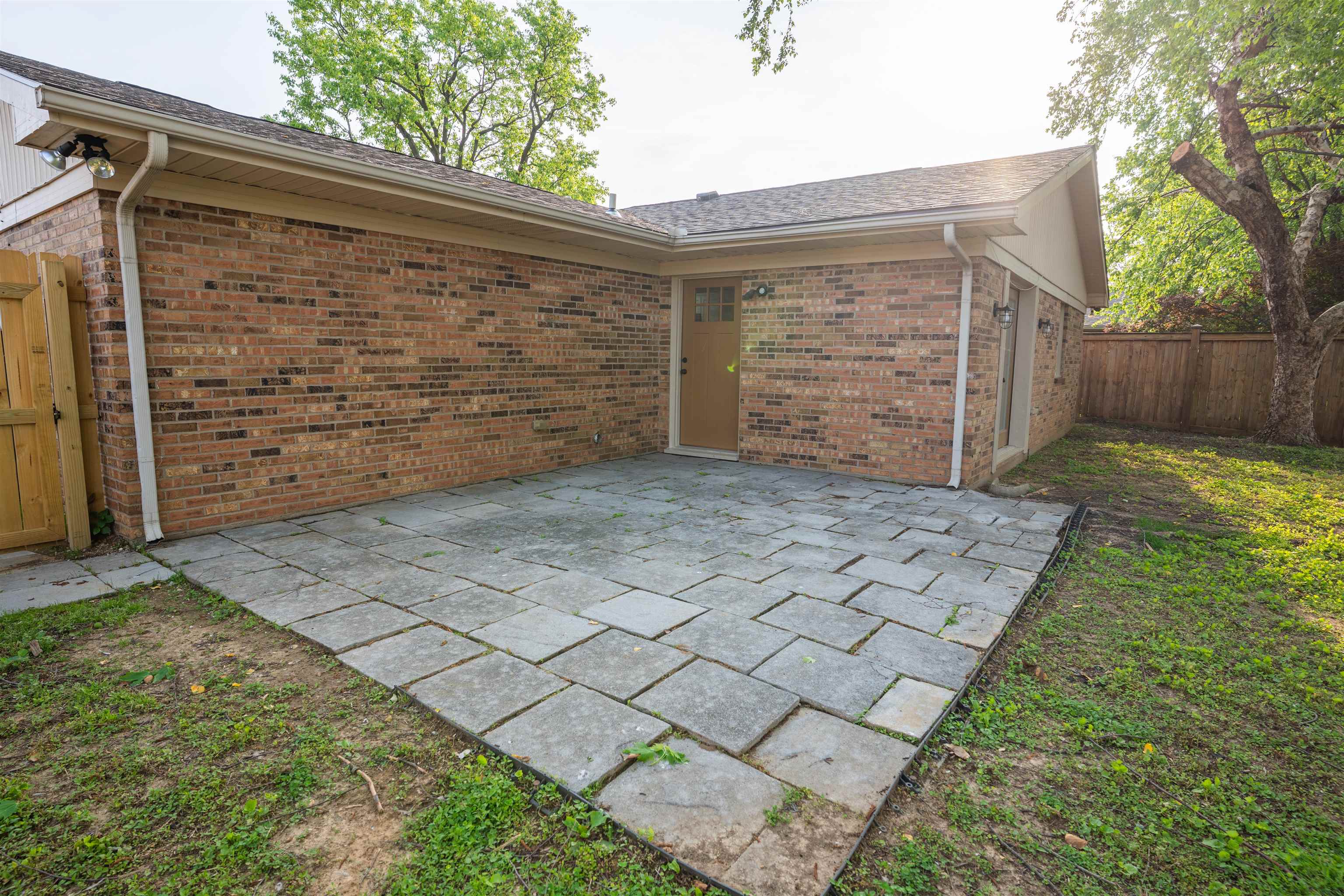 2268 Twenty Grand Avenue, Owensboro, Kentucky 42301, 3 Bedrooms Bedrooms, ,2 BathroomsBathrooms,Single Family Residence,For Sale,Twenty Grand Avenue,92042