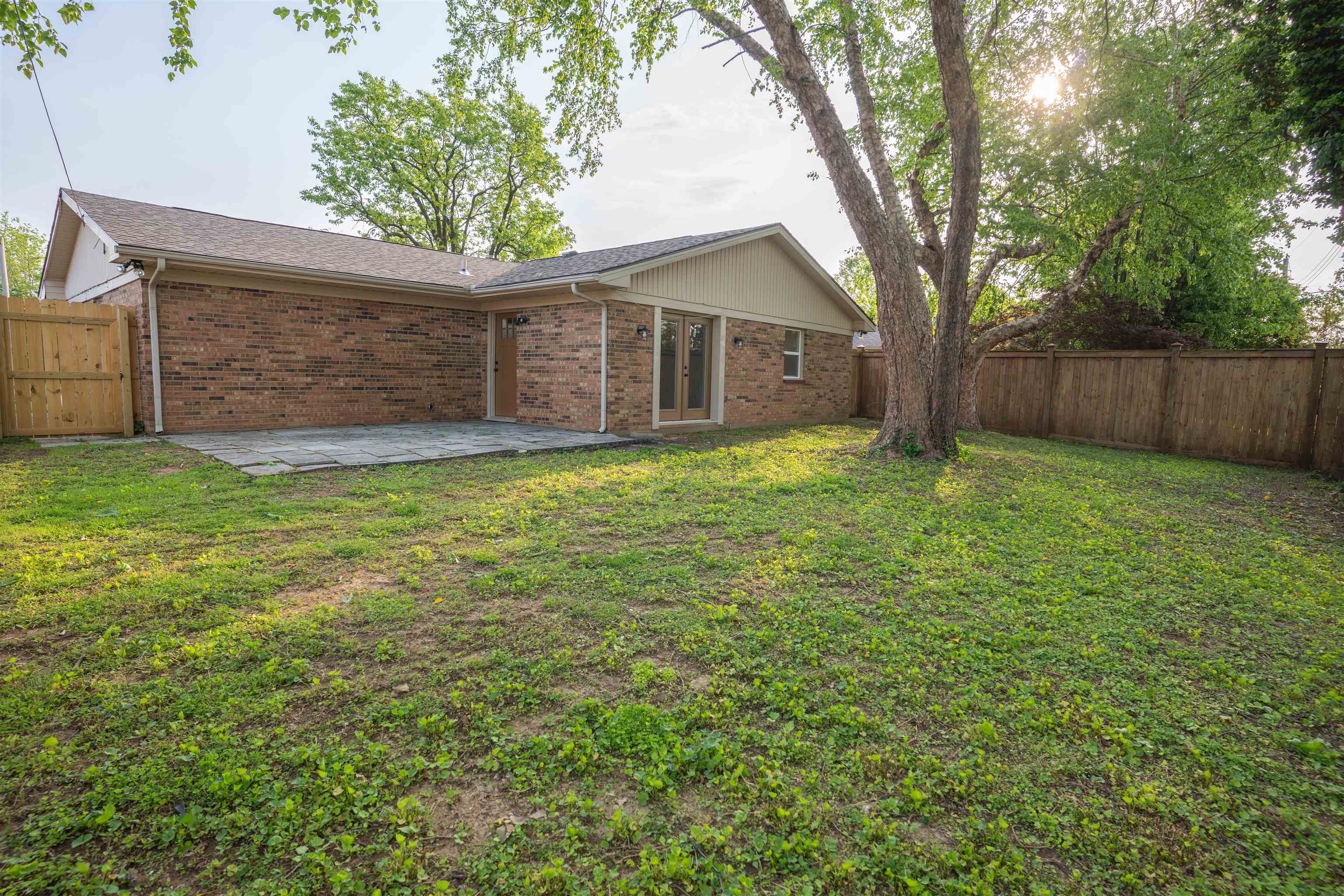 2268 Twenty Grand Avenue, Owensboro, Kentucky 42301, 3 Bedrooms Bedrooms, ,2 BathroomsBathrooms,Single Family Residence,For Sale,Twenty Grand Avenue,92042