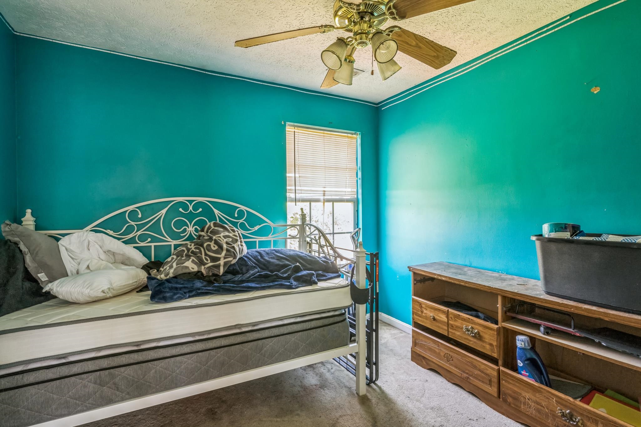 1231 Eastern Street, Elizabethtown, Kentucky 42701, 3 Bedrooms Bedrooms, ,2 BathroomsBathrooms,Single Family Residence,For Sale,Eastern Street,92043