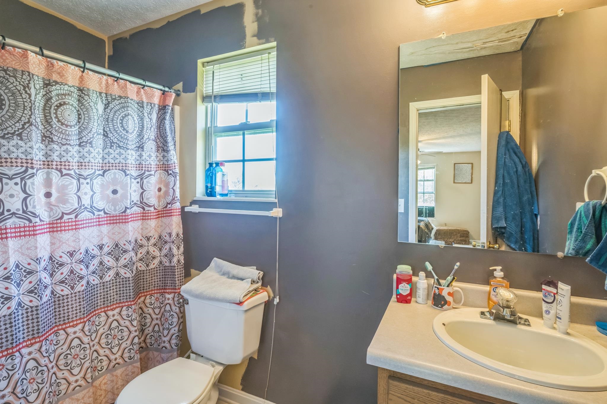1231 Eastern Street, Elizabethtown, Kentucky 42701, 3 Bedrooms Bedrooms, ,2 BathroomsBathrooms,Single Family Residence,For Sale,Eastern Street,92043