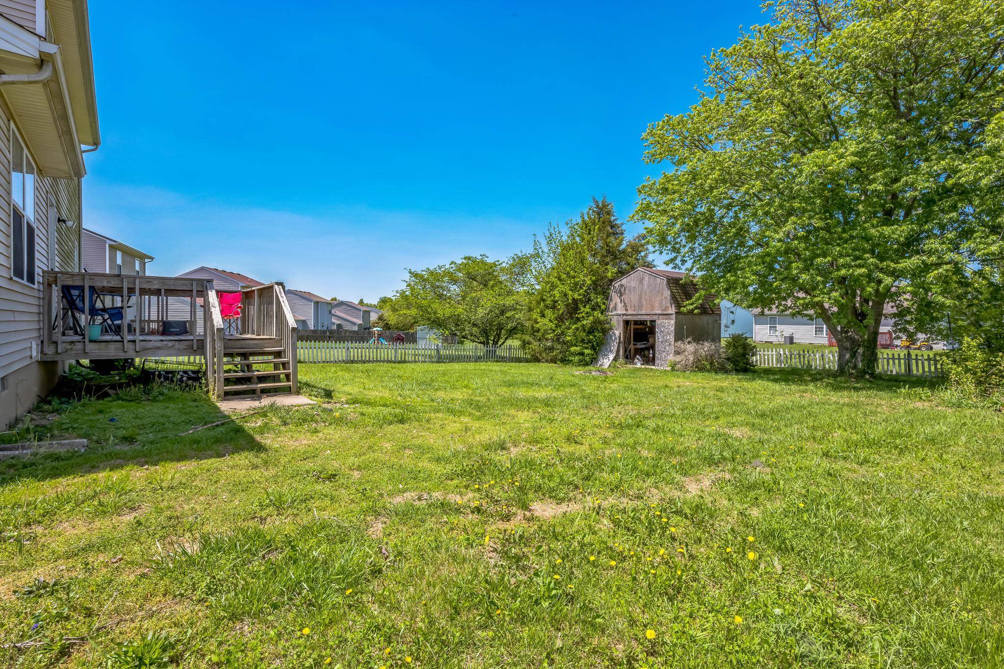 1231 Eastern Street, Elizabethtown, Kentucky 42701, 3 Bedrooms Bedrooms, ,2 BathroomsBathrooms,Single Family Residence,For Sale,Eastern Street,92043