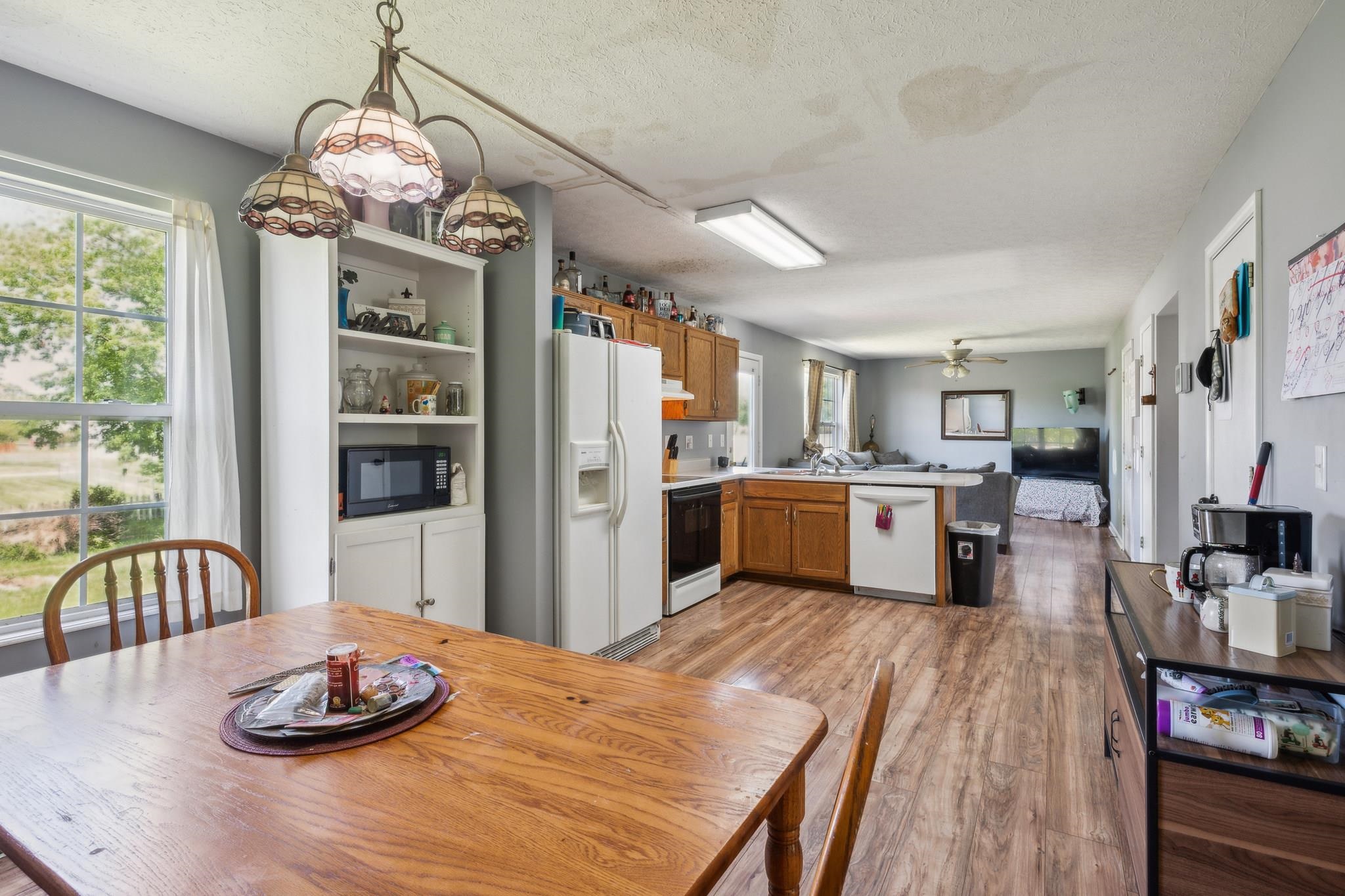 1231 Eastern Street, Elizabethtown, Kentucky 42701, 3 Bedrooms Bedrooms, ,2 BathroomsBathrooms,Single Family Residence,For Sale,Eastern Street,92043