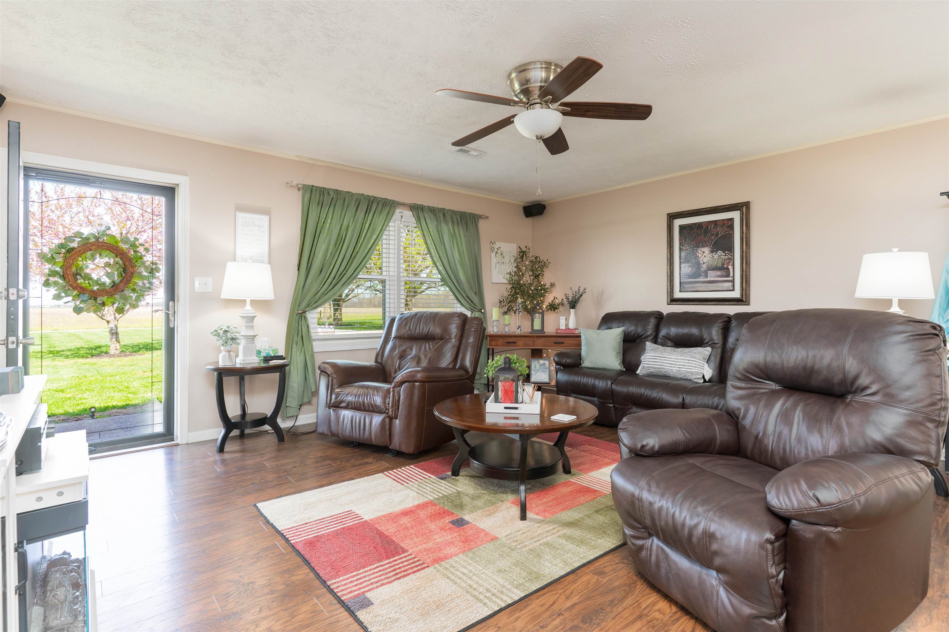 1570 Fogle Road, Owensboro, Kentucky 42301, 3 Bedrooms Bedrooms, ,1 BathroomBathrooms,Single Family Residence,For Sale,Fogle Road,92044