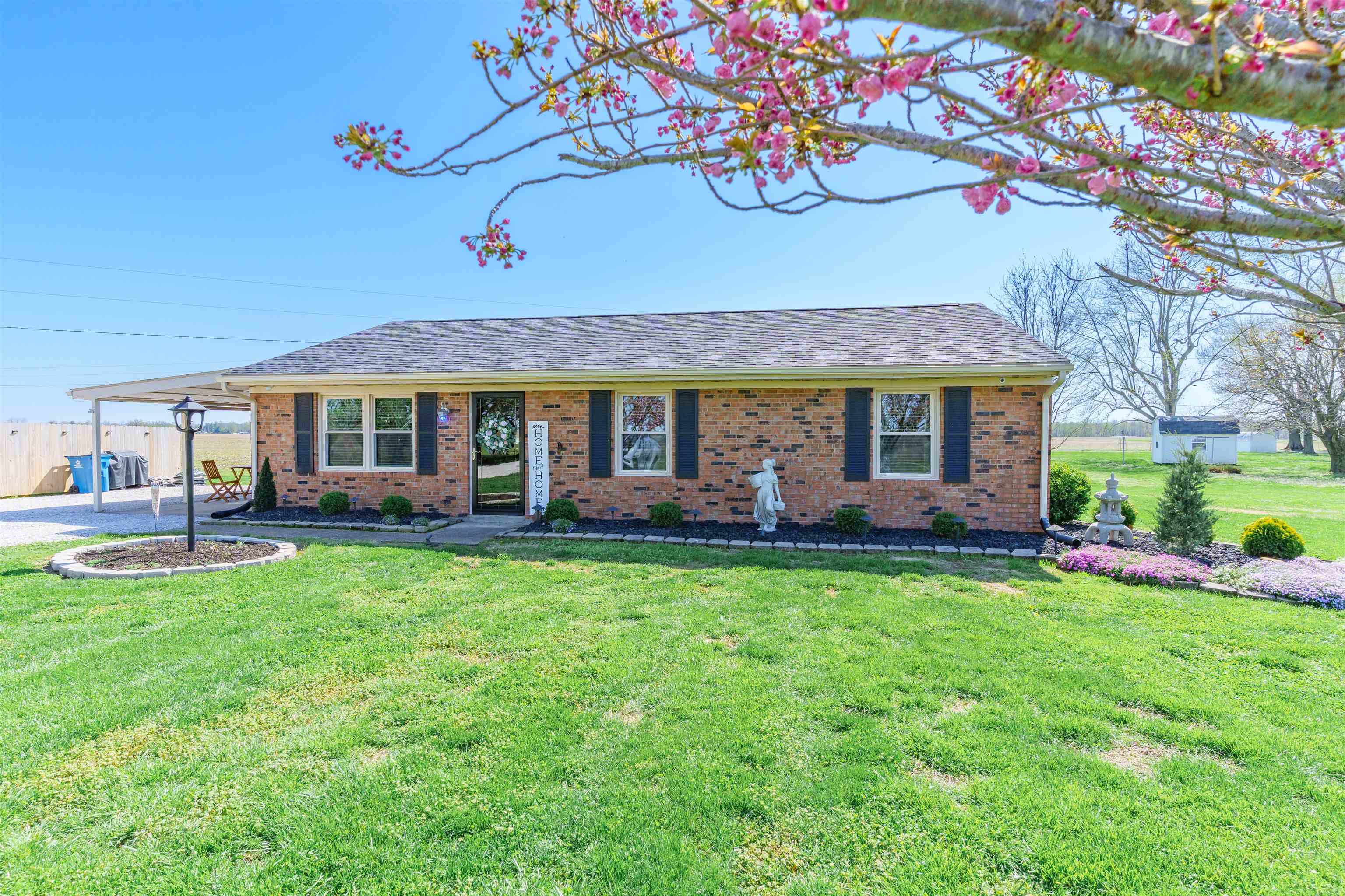1570 Fogle Road, Owensboro, Kentucky 42301, 3 Bedrooms Bedrooms, ,1 BathroomBathrooms,Single Family Residence,For Sale,Fogle Road,92044