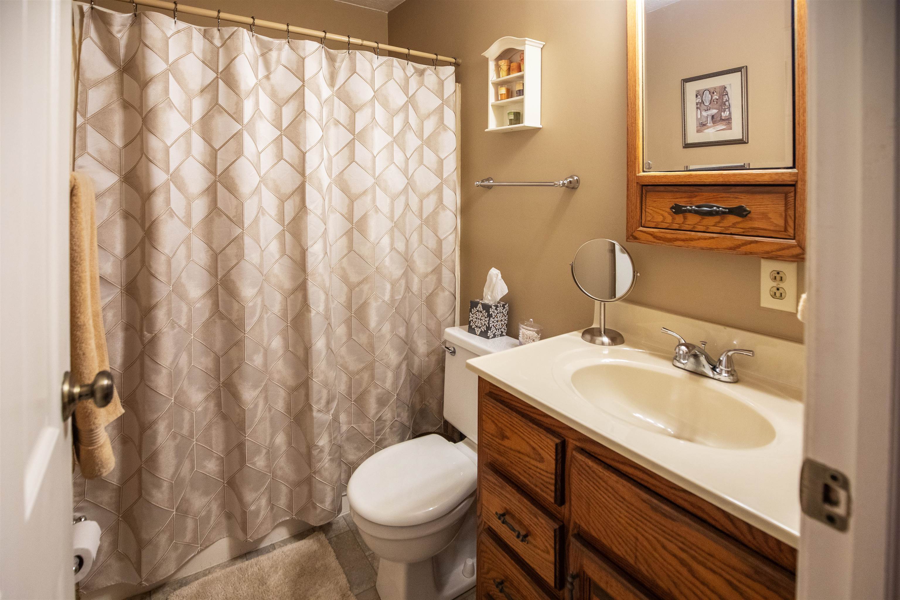 829 Mason Court, Owensboro, Kentucky 42303, 3 Bedrooms Bedrooms, ,2 BathroomsBathrooms,Single Family Residence,For Sale,Mason Court,92045