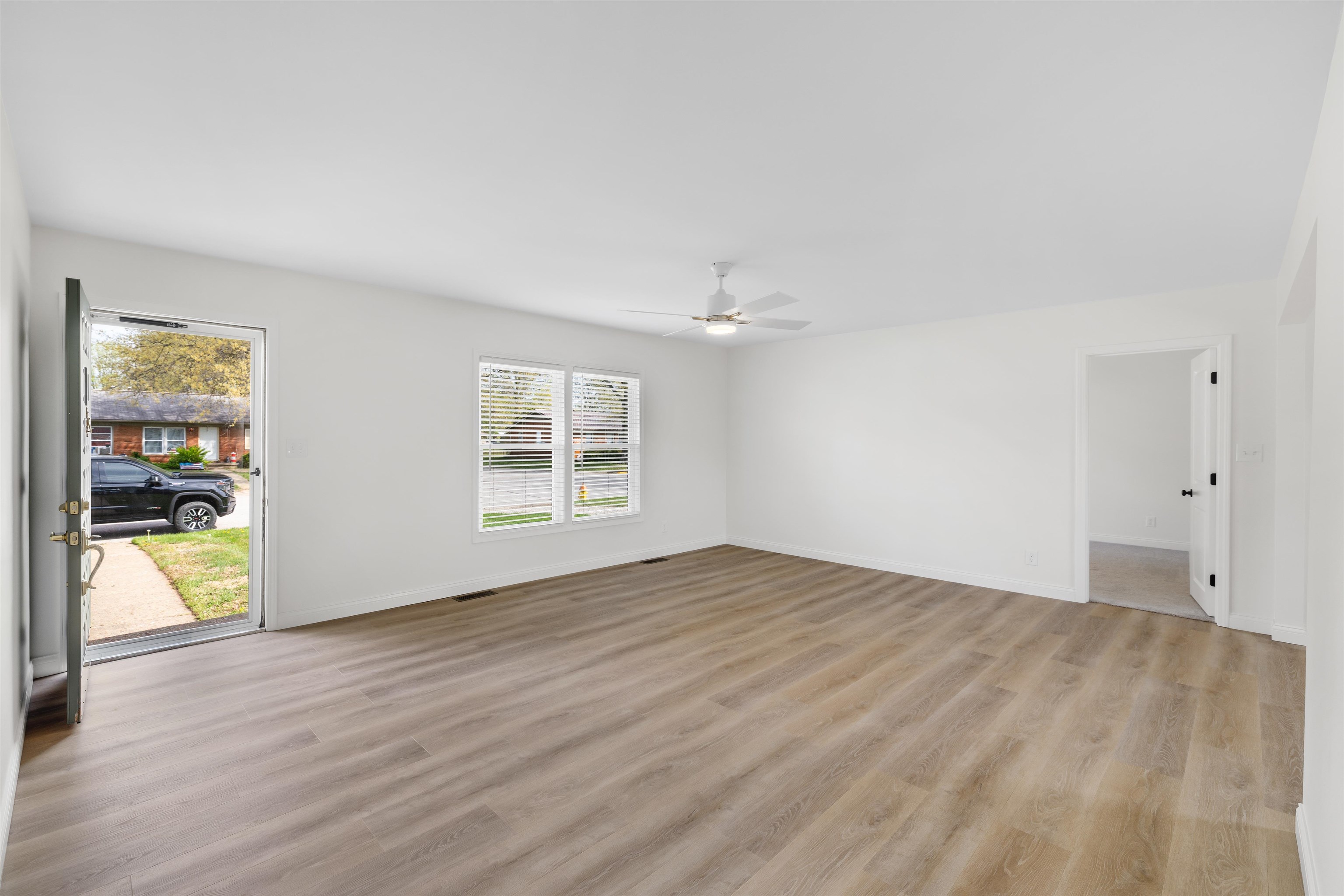 1315 Holland Avenue, Lewisport, Kentucky 42351, 4 Bedrooms Bedrooms, ,2 BathroomsBathrooms,Single Family Residence,For Sale,Holland Avenue,92050