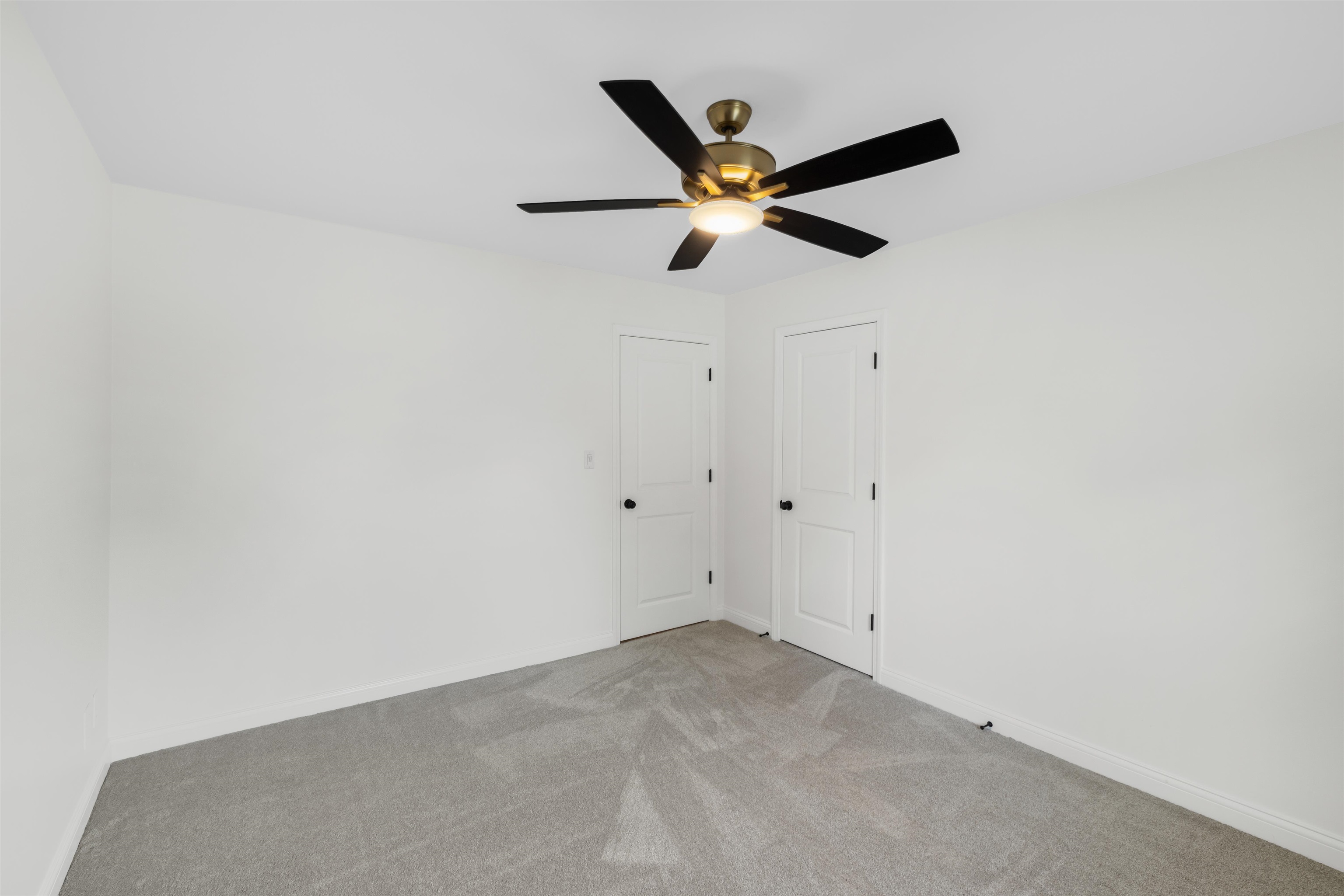 1315 Holland Avenue, Lewisport, Kentucky 42351, 4 Bedrooms Bedrooms, ,2 BathroomsBathrooms,Single Family Residence,For Sale,Holland Avenue,92050