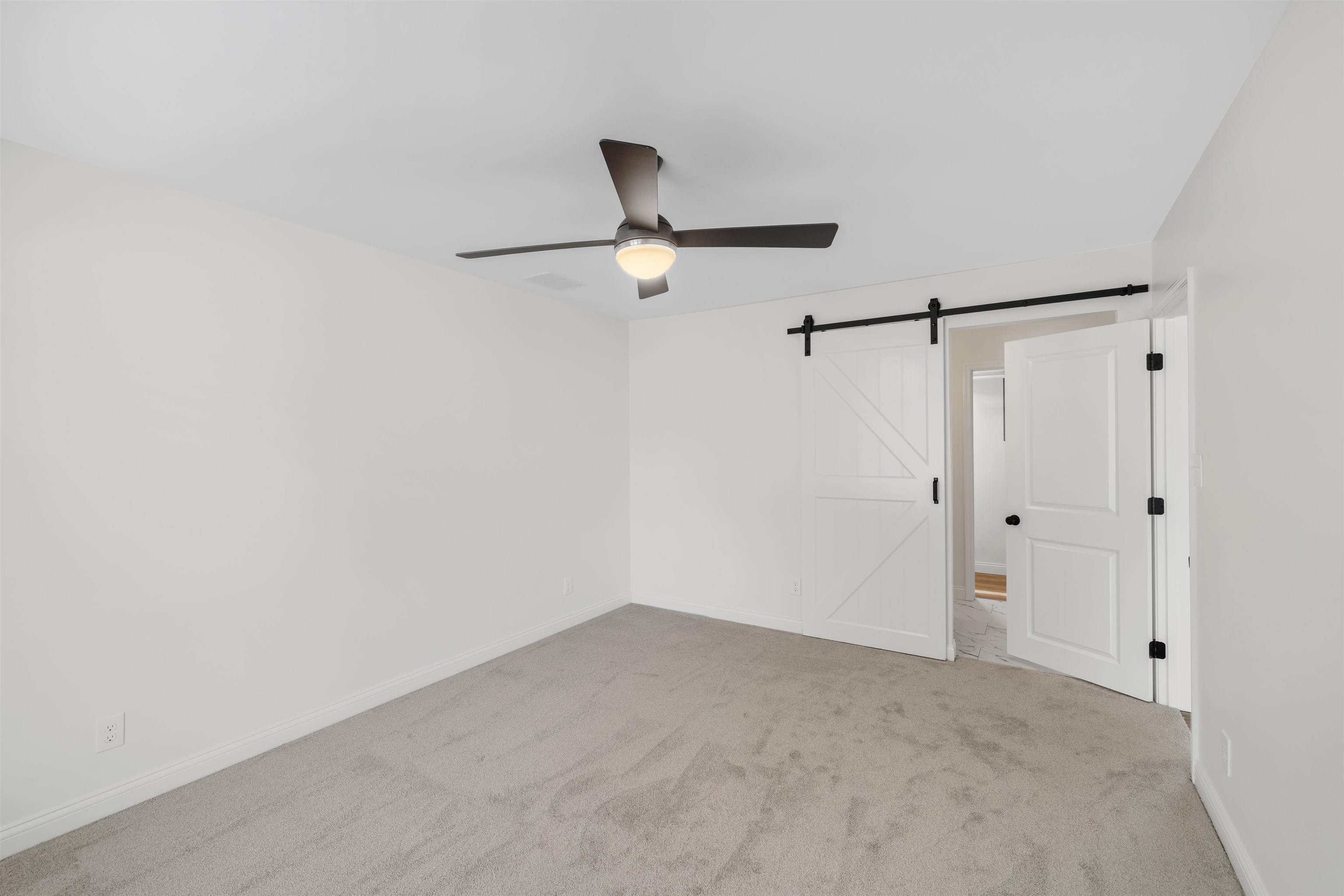 1315 Holland Avenue, Lewisport, Kentucky 42351, 4 Bedrooms Bedrooms, ,2 BathroomsBathrooms,Single Family Residence,For Sale,Holland Avenue,92050