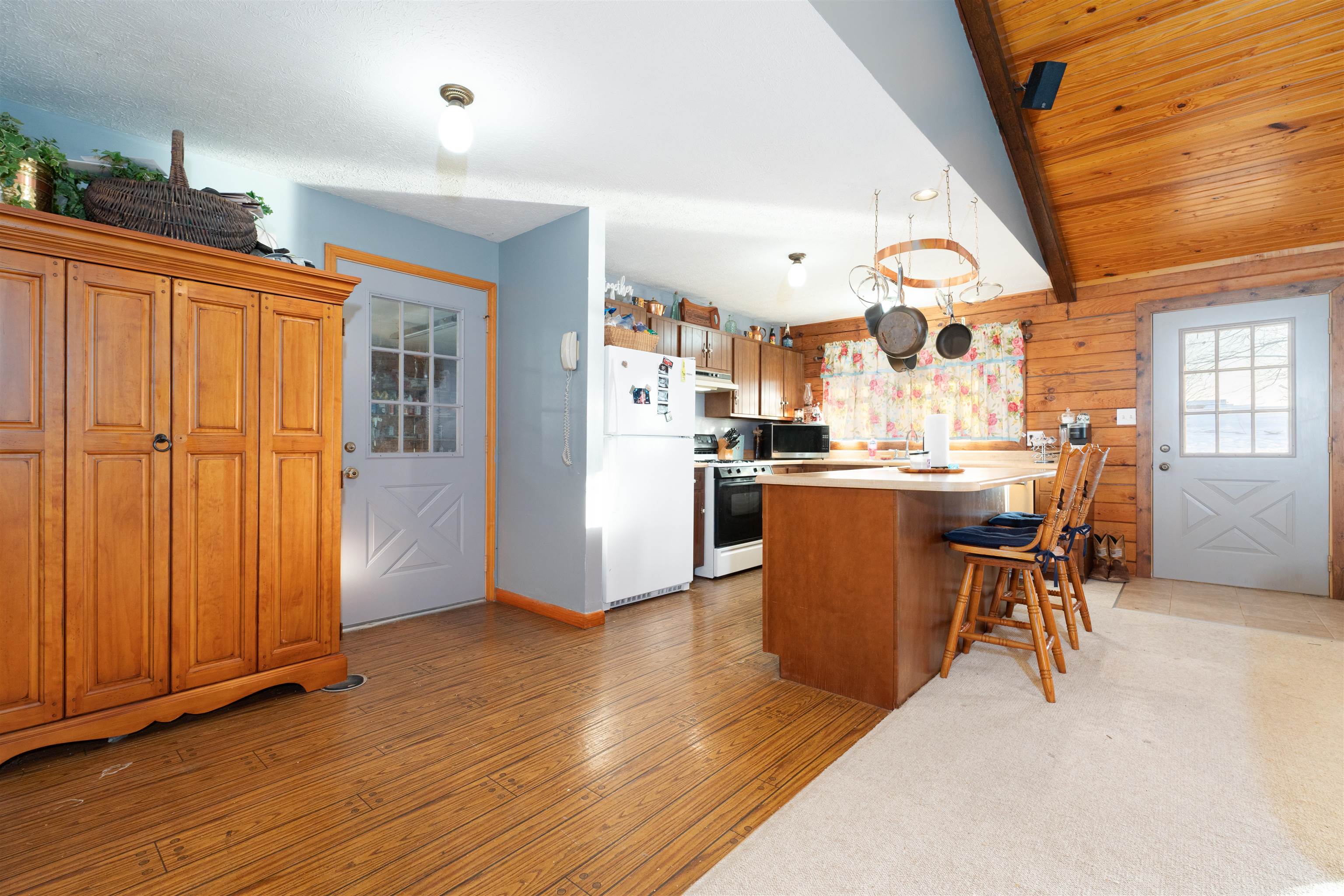 3552 London Pike, Philpot, Kentucky 42366, 2 Bedrooms Bedrooms, ,2 BathroomsBathrooms,Single Family Residence,For Sale,London Pike,92052