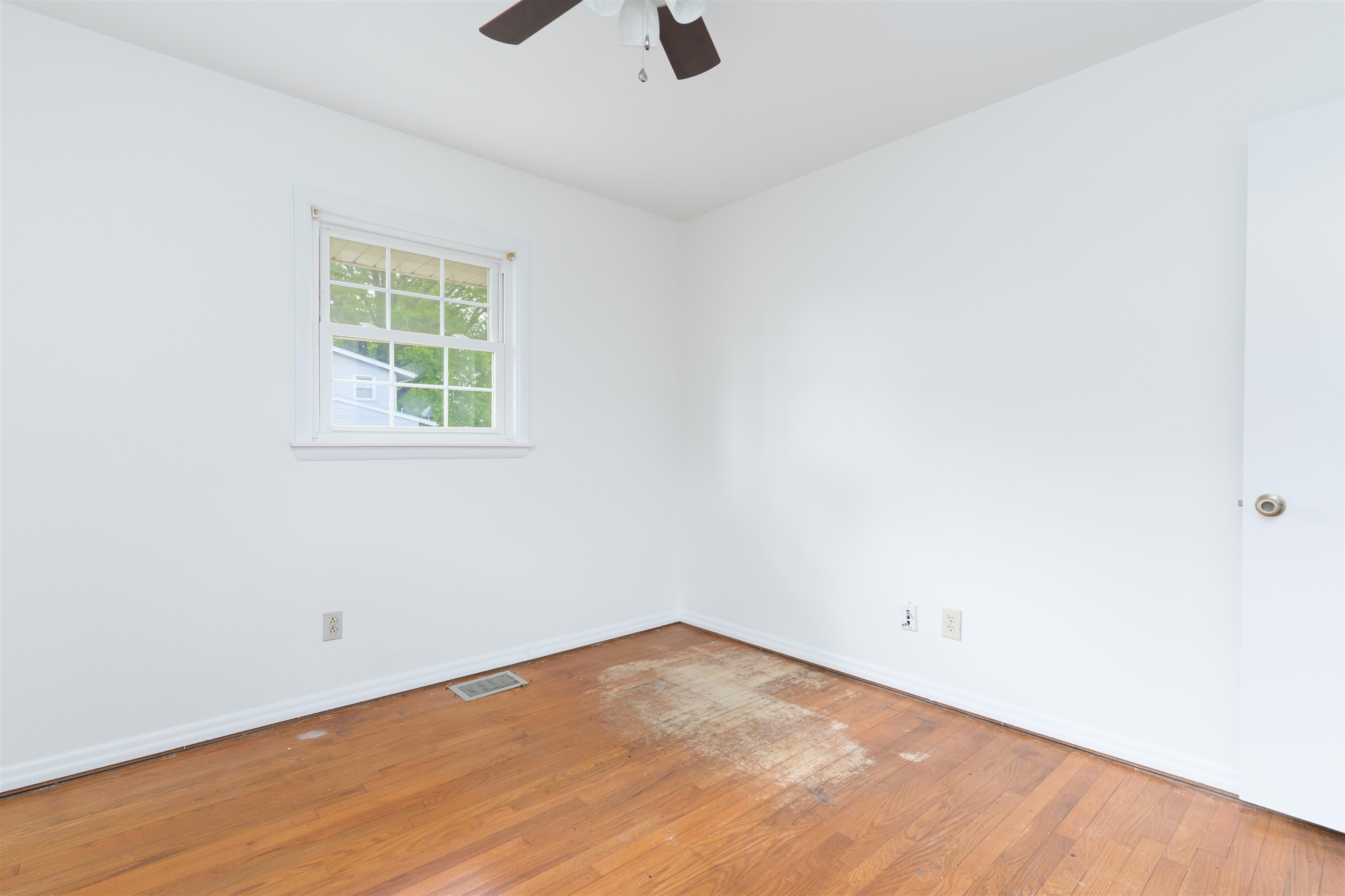 3921 Steele Drive, Owensboro, Kentucky 42301, 3 Bedrooms Bedrooms, ,1 BathroomBathrooms,Single Family Residence,For Sale,Steele Drive,92054