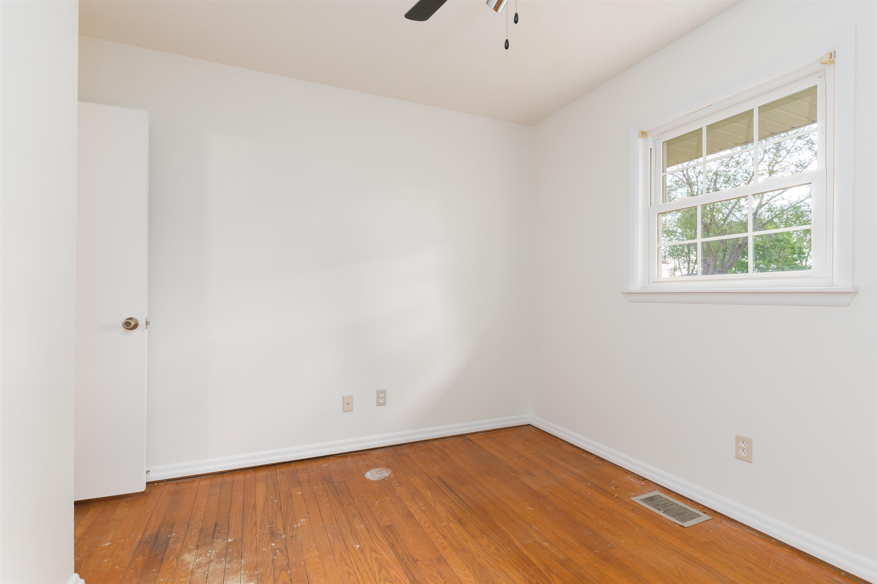 3921 Steele Drive, Owensboro, Kentucky 42301, 3 Bedrooms Bedrooms, ,1 BathroomBathrooms,Single Family Residence,For Sale,Steele Drive,92054