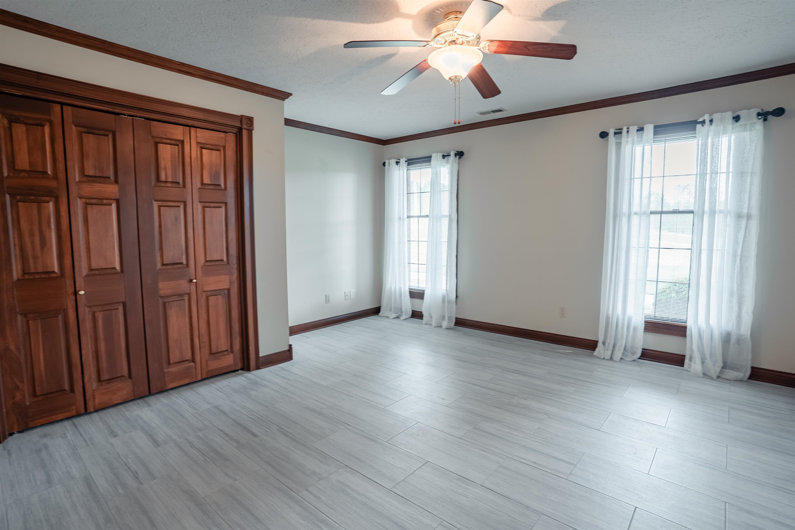3041 Wrights Landing Road, Owensboro, Kentucky 42303, 5 Bedrooms Bedrooms, ,3 BathroomsBathrooms,Single Family Residence,For Sale,Wrights Landing Road,92056