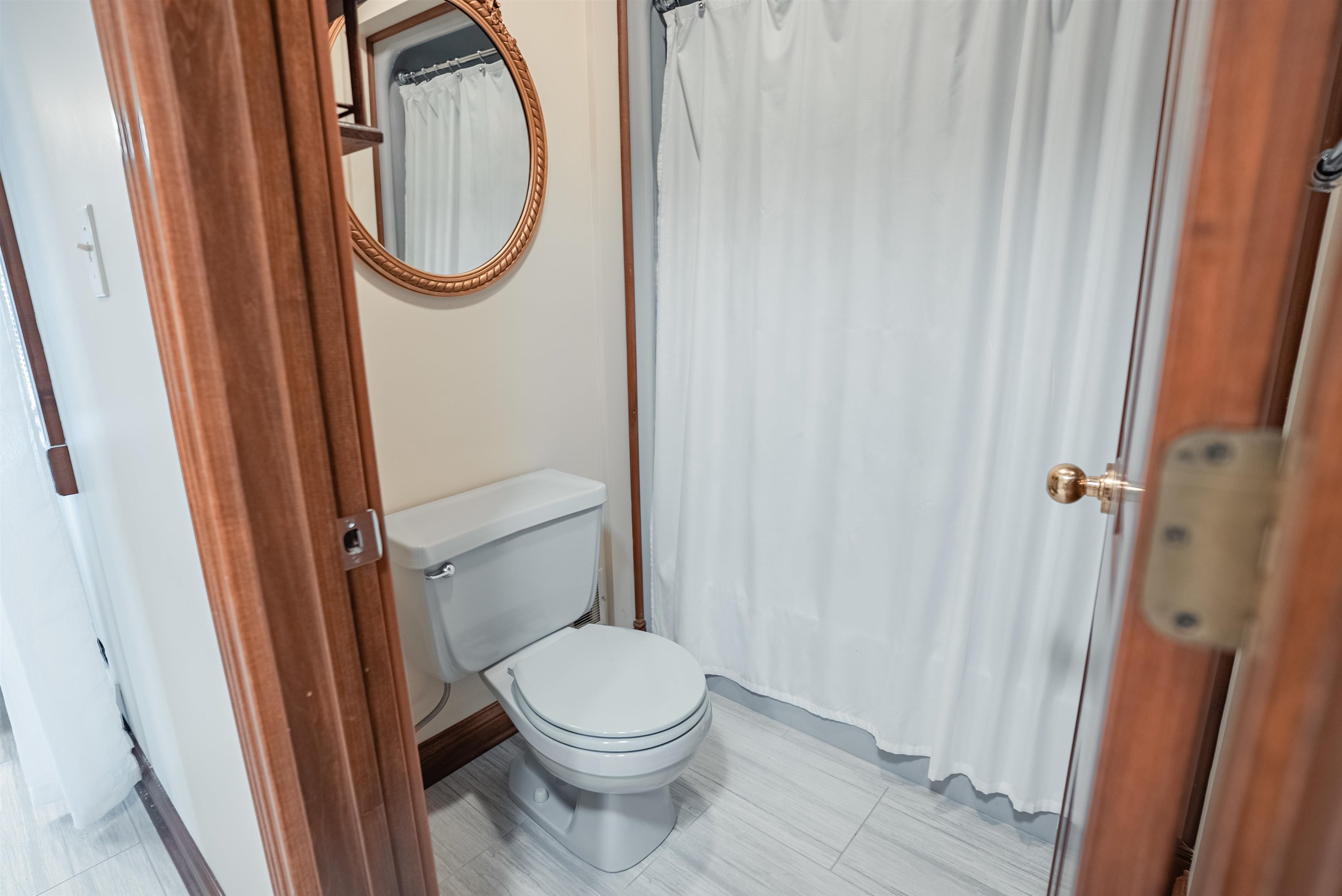 3041 Wrights Landing Road, Owensboro, Kentucky 42303, 5 Bedrooms Bedrooms, ,3 BathroomsBathrooms,Single Family Residence,For Sale,Wrights Landing Road,92056