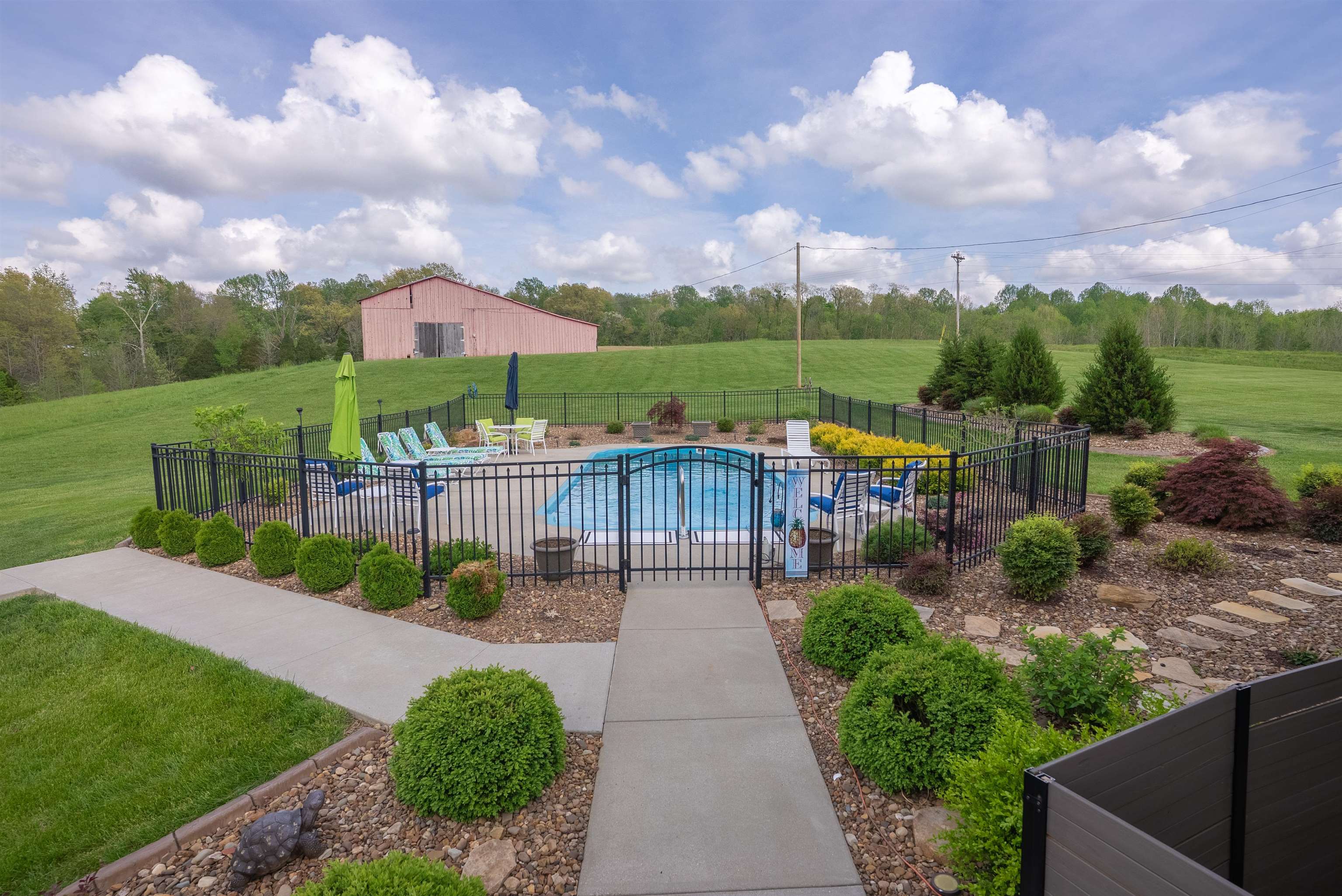 3041 Wrights Landing Road, Owensboro, Kentucky 42303, 5 Bedrooms Bedrooms, ,3 BathroomsBathrooms,Single Family Residence,For Sale,Wrights Landing Road,92056