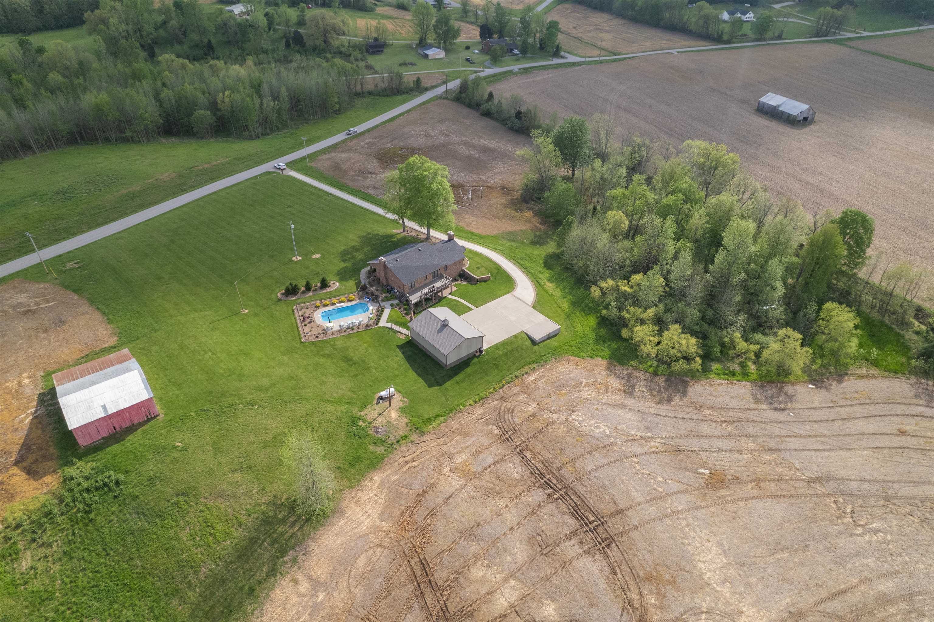 3041 Wrights Landing Road, Owensboro, Kentucky 42303, 5 Bedrooms Bedrooms, ,3 BathroomsBathrooms,Single Family Residence,For Sale,Wrights Landing Road,92056