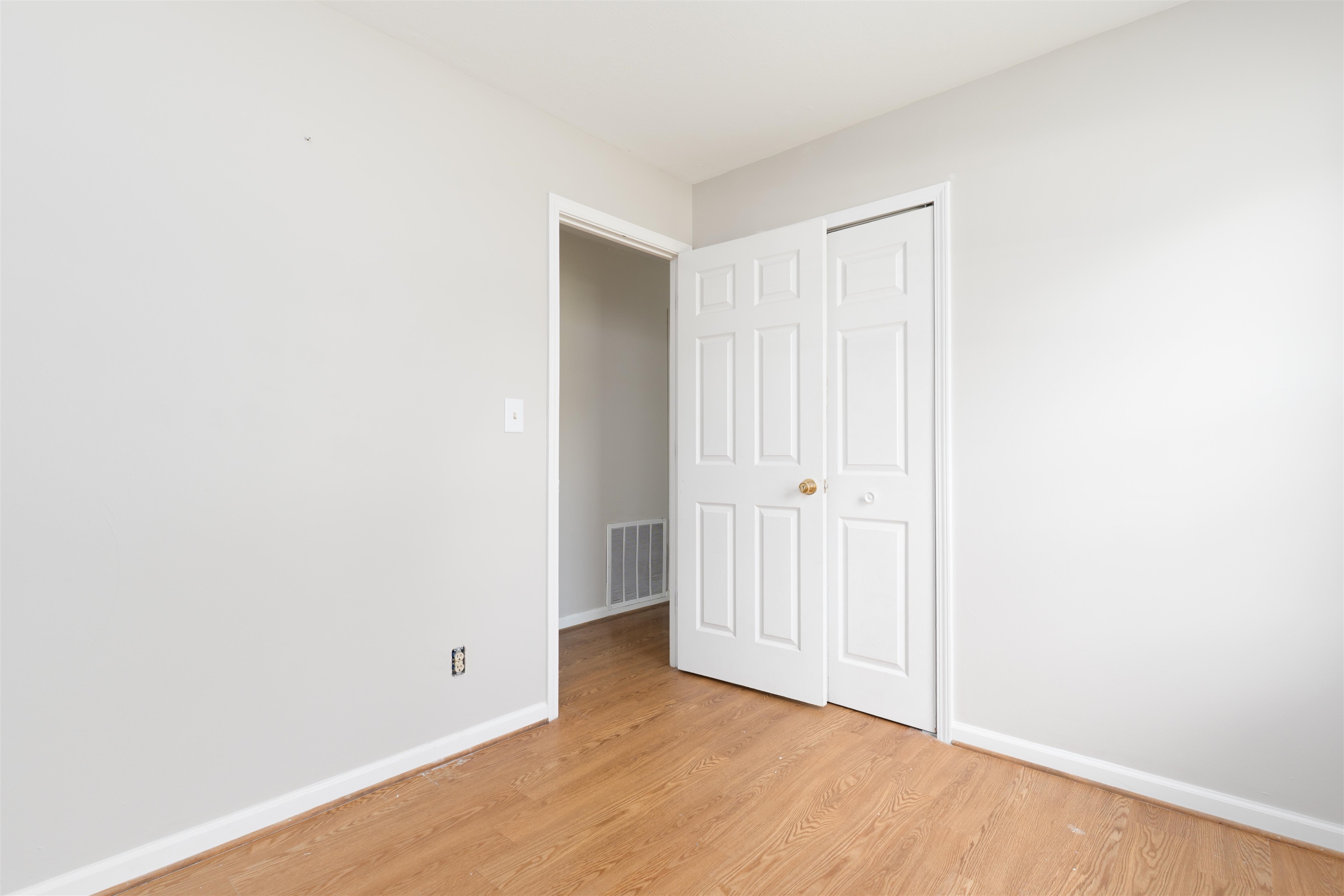 1144 Gilbert Ln, Owensboro, Kentucky 42303, 3 Bedrooms Bedrooms, ,1 BathroomBathrooms,Single Family Residence,For Sale,Gilbert Ln,92059