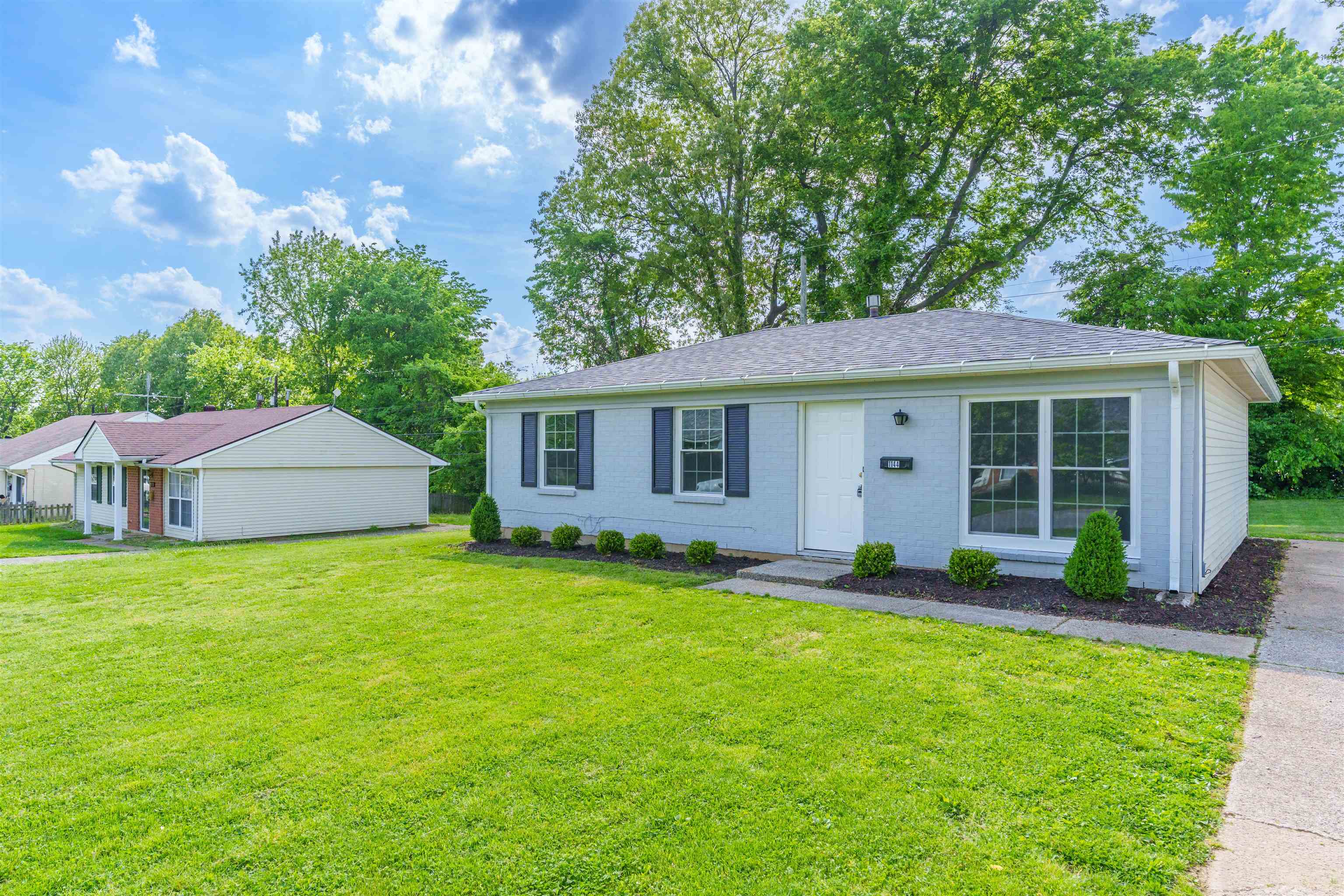 1144 Gilbert Ln, Owensboro, Kentucky 42303, 3 Bedrooms Bedrooms, ,1 BathroomBathrooms,Single Family Residence,For Sale,Gilbert Ln,92059