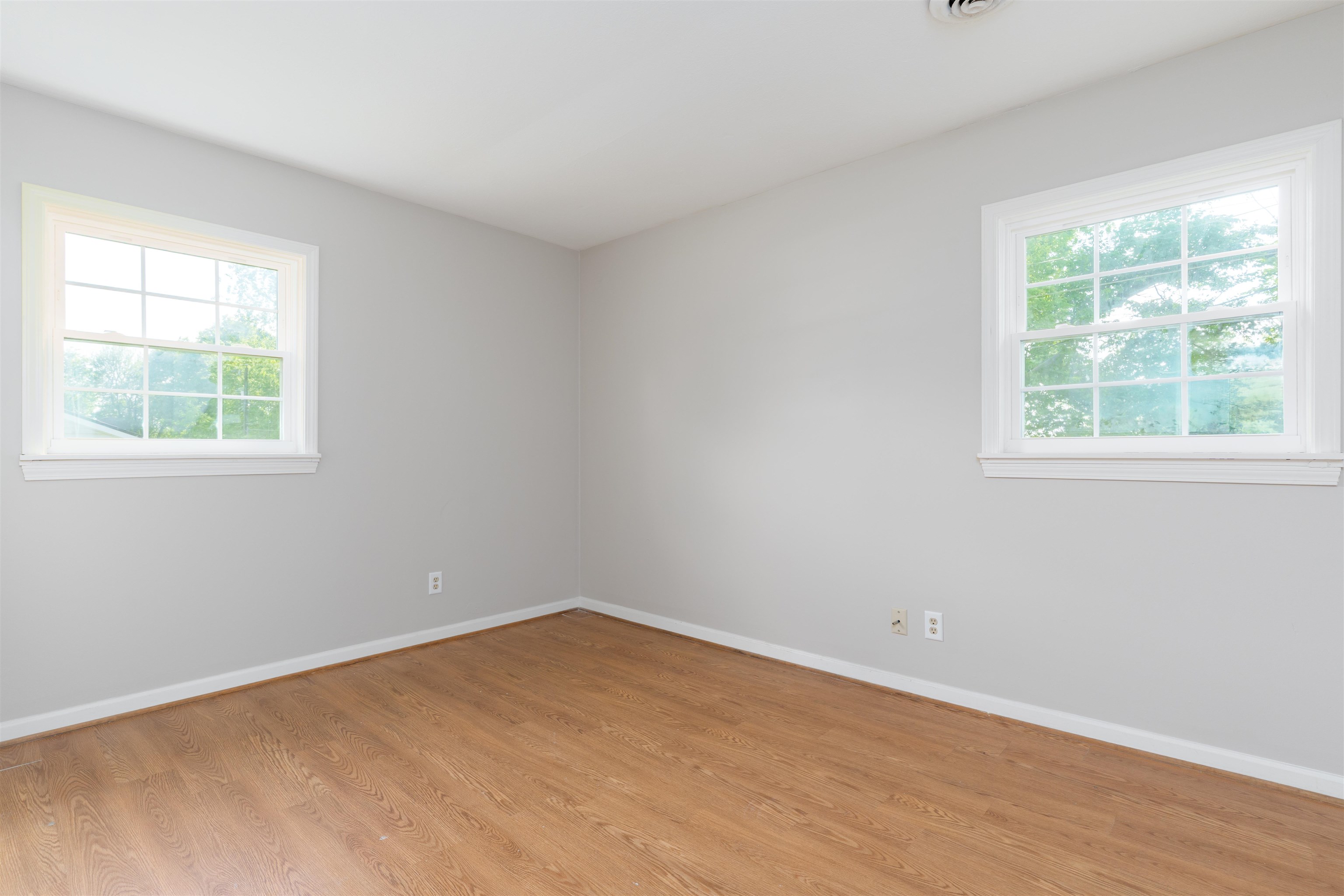 1144 Gilbert Ln, Owensboro, Kentucky 42303, 3 Bedrooms Bedrooms, ,1 BathroomBathrooms,Single Family Residence,For Sale,Gilbert Ln,92059